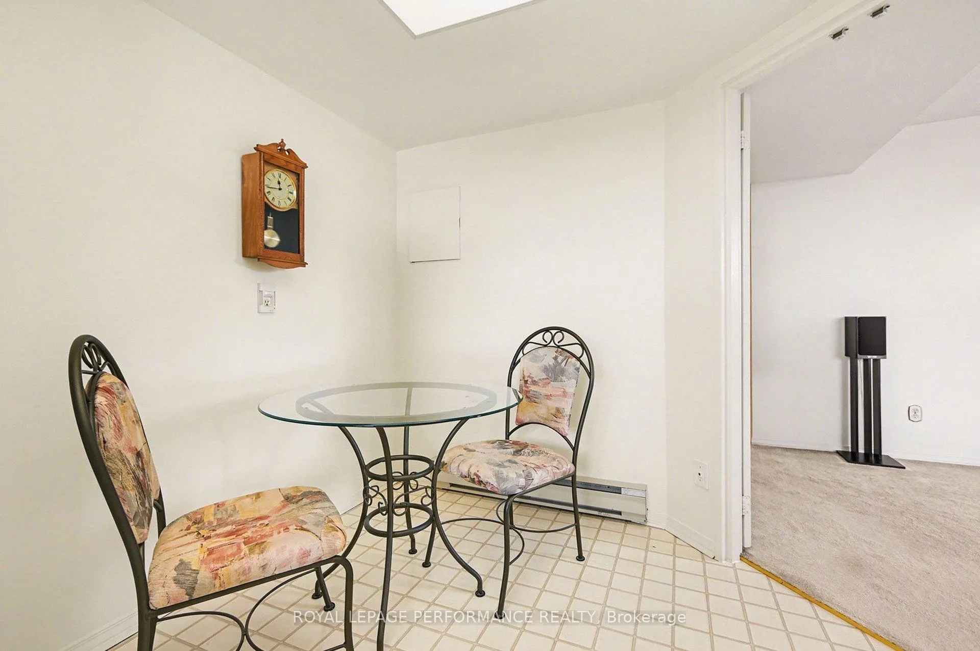 Photo 12 of Unit 1207, 1705 Playfair Drive, Ottawa, Playfair Park — HOMEH