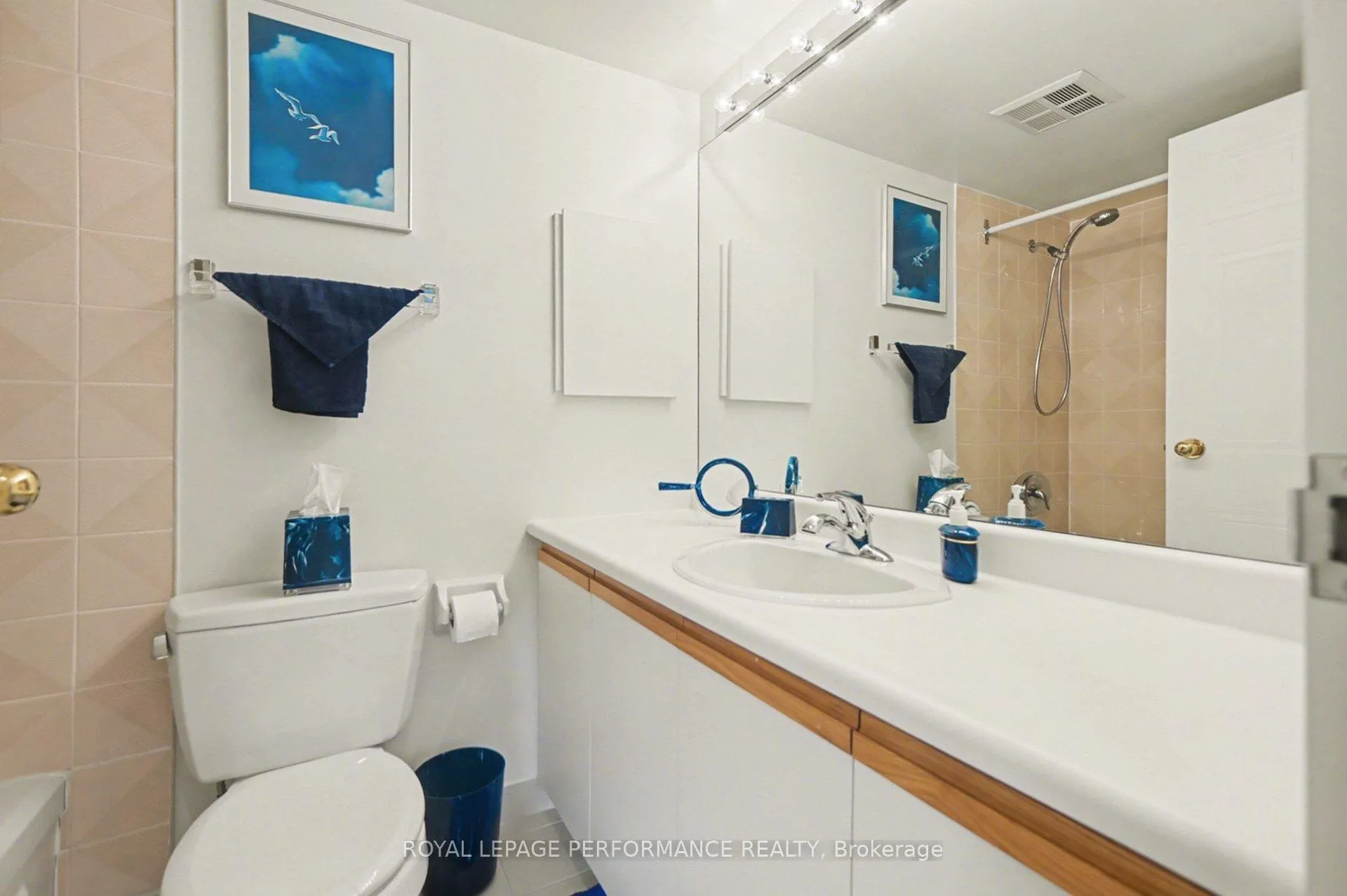 Photo 17 of Unit 1207, 1705 Playfair Drive, Ottawa, Playfair Park — HOMEH