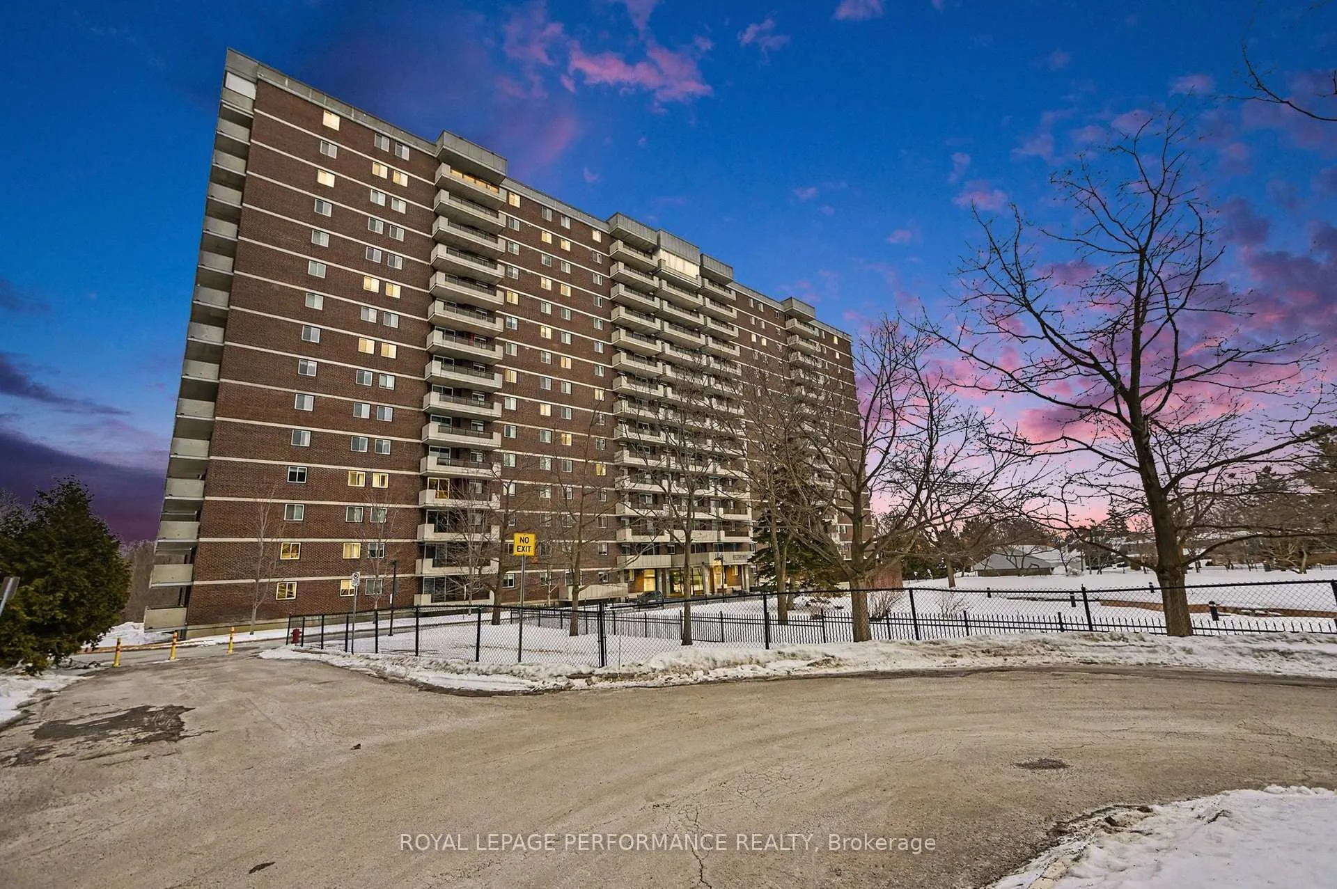Photo 37 of Unit 1207, 1705 Playfair Drive, Ottawa, Playfair Park — HOMEH