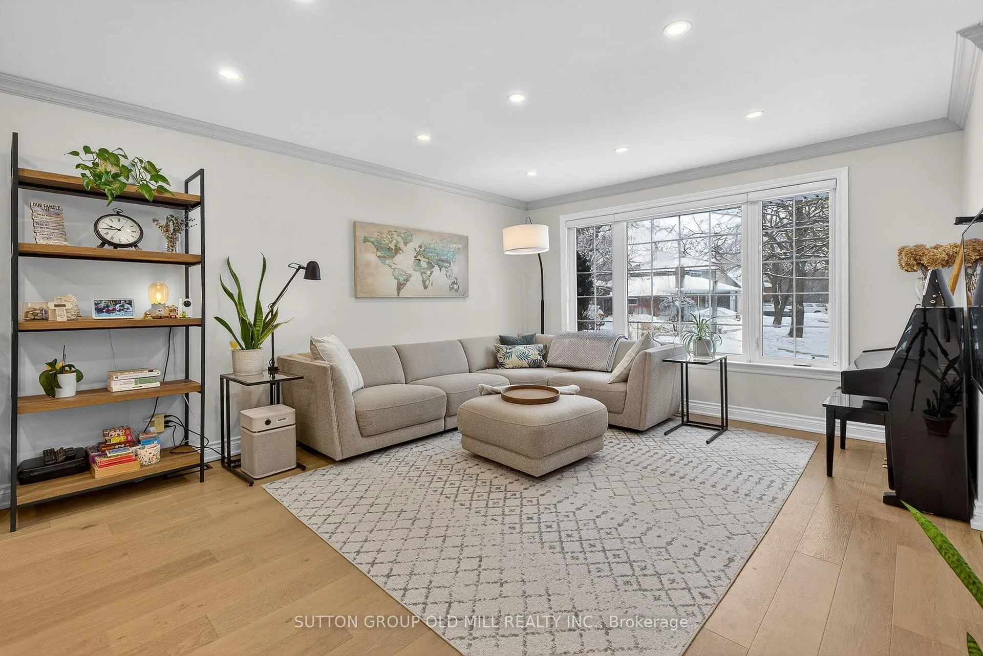 Photo 7 of 16 Brook Tree Crescent, Etobicoke, Willowridge-Martingrove-Richview — HOMEH