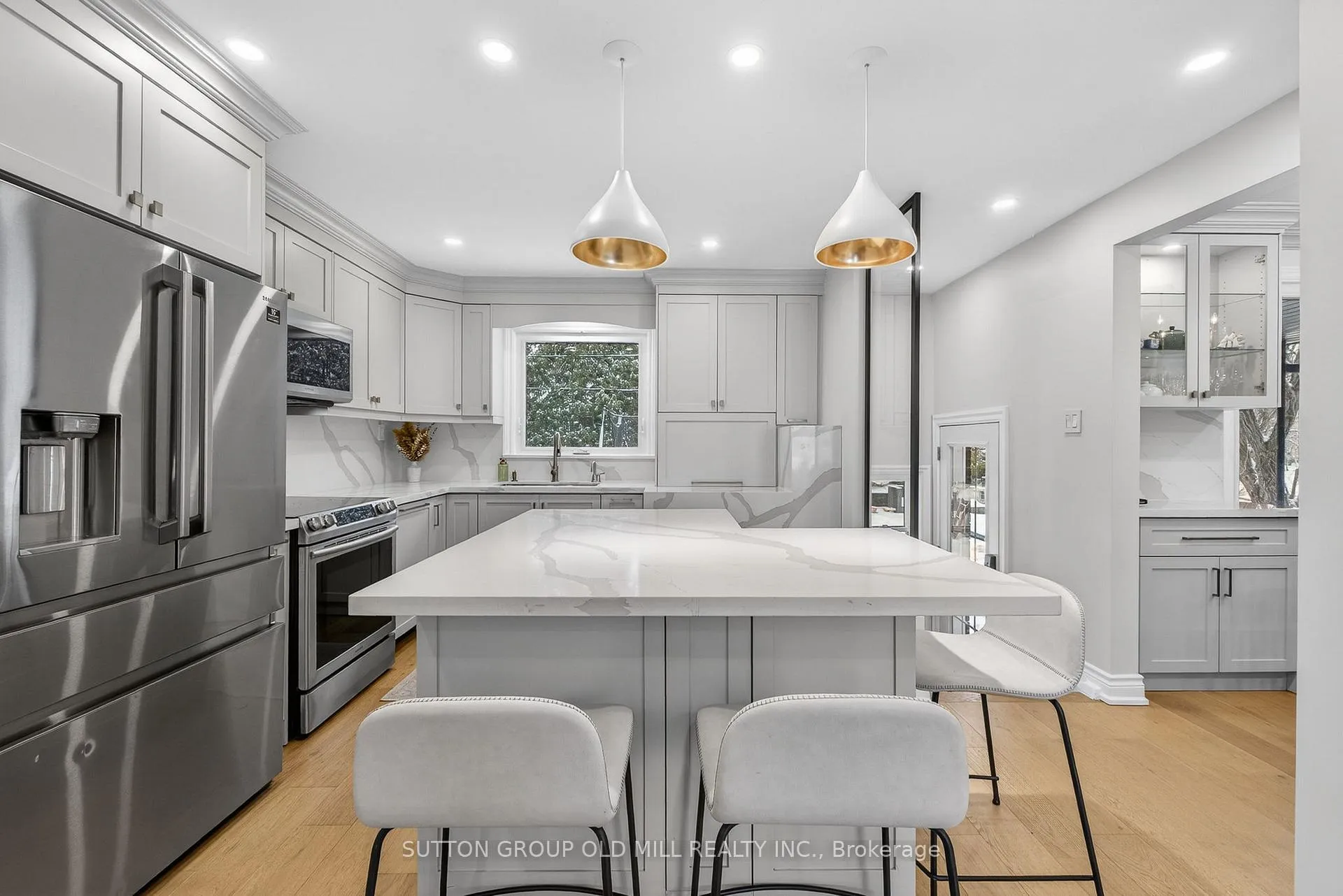 Photo 14 of 16 Brook Tree Crescent, Etobicoke, Willowridge-Martingrove-Richview — HOMEH