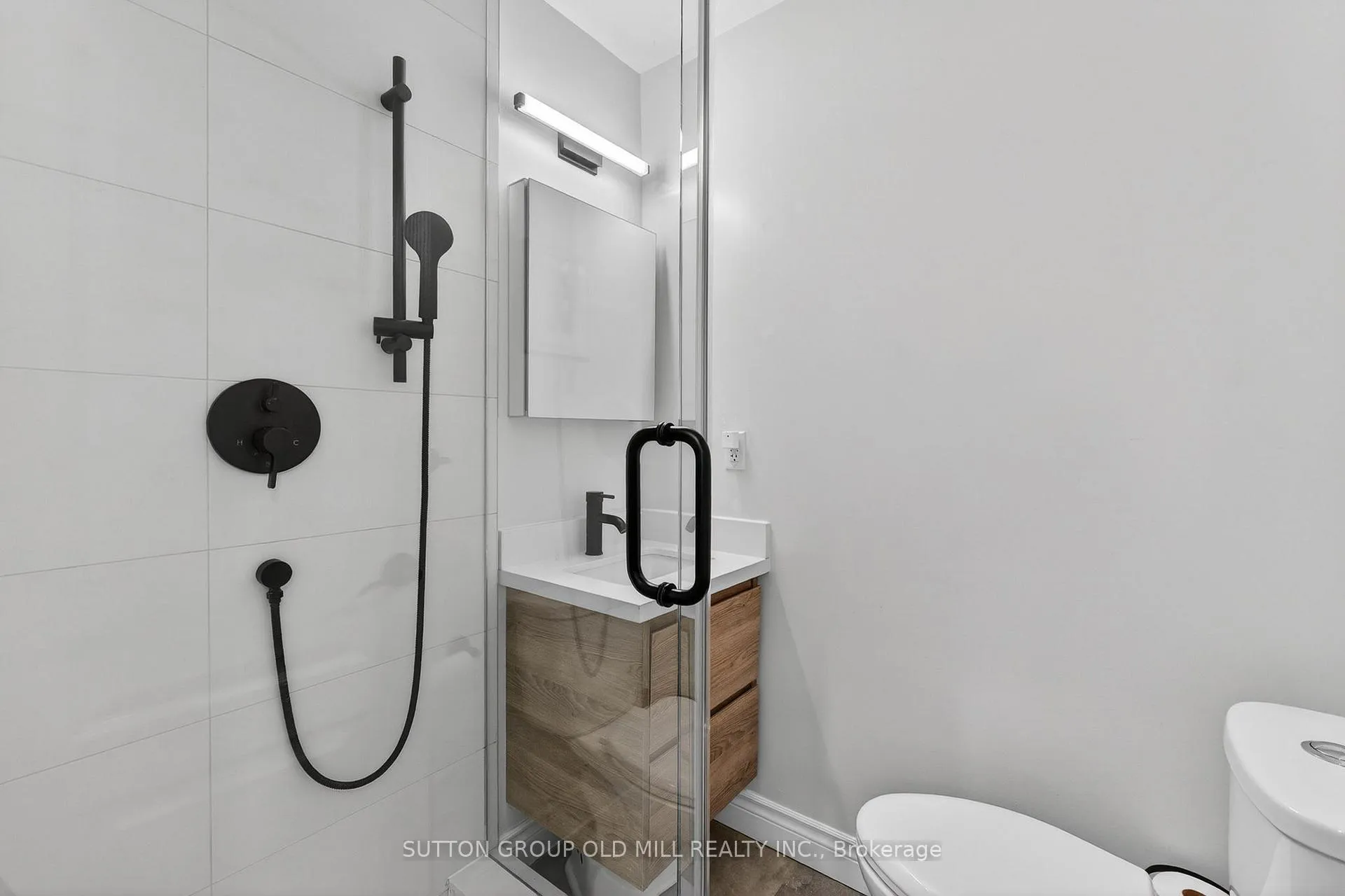 Photo 23 of 16 Brook Tree Crescent, Etobicoke, Willowridge-Martingrove-Richview — HOMEH