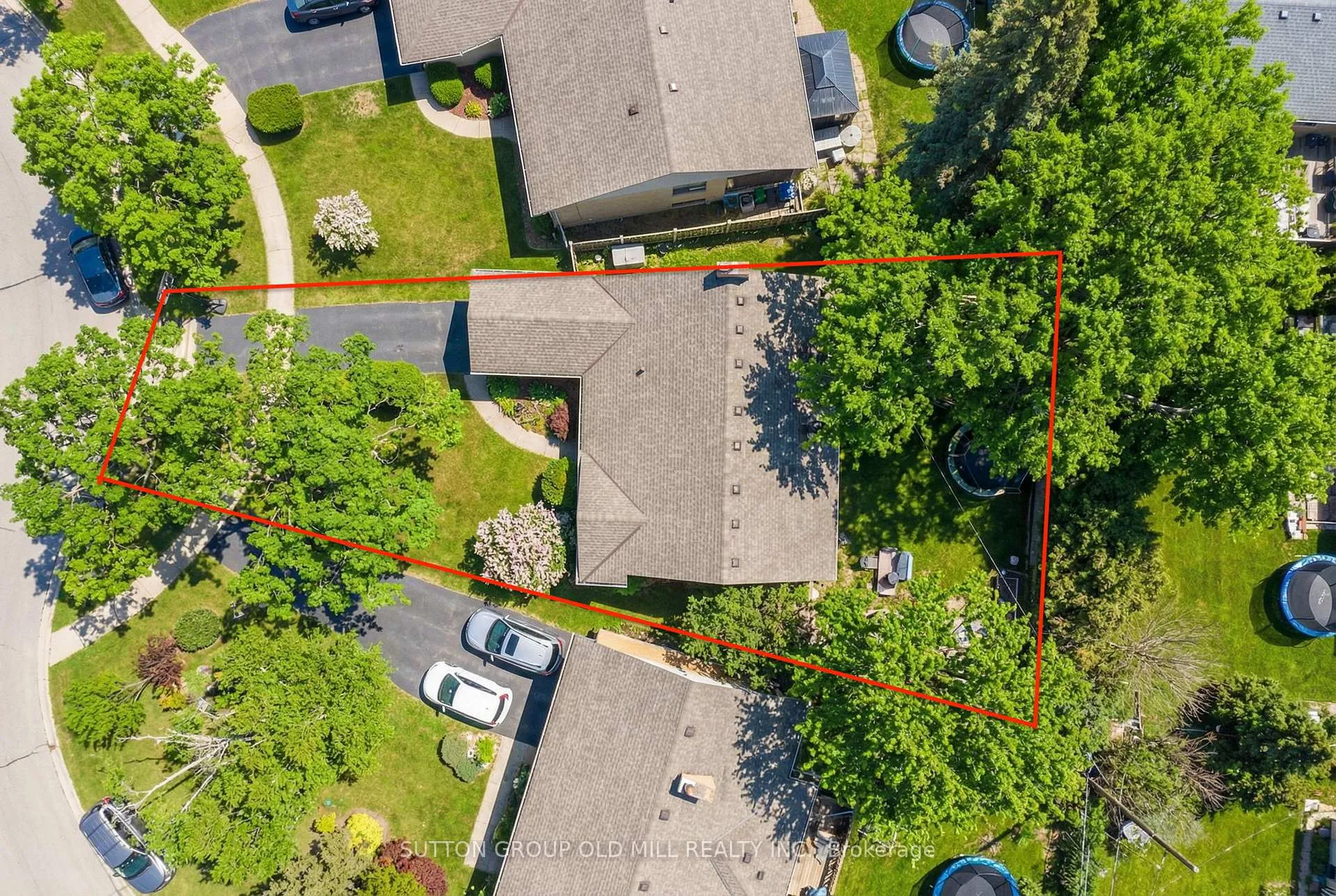 Photo 44 of 16 Brook Tree Crescent, Etobicoke, Willowridge-Martingrove-Richview — HOMEH