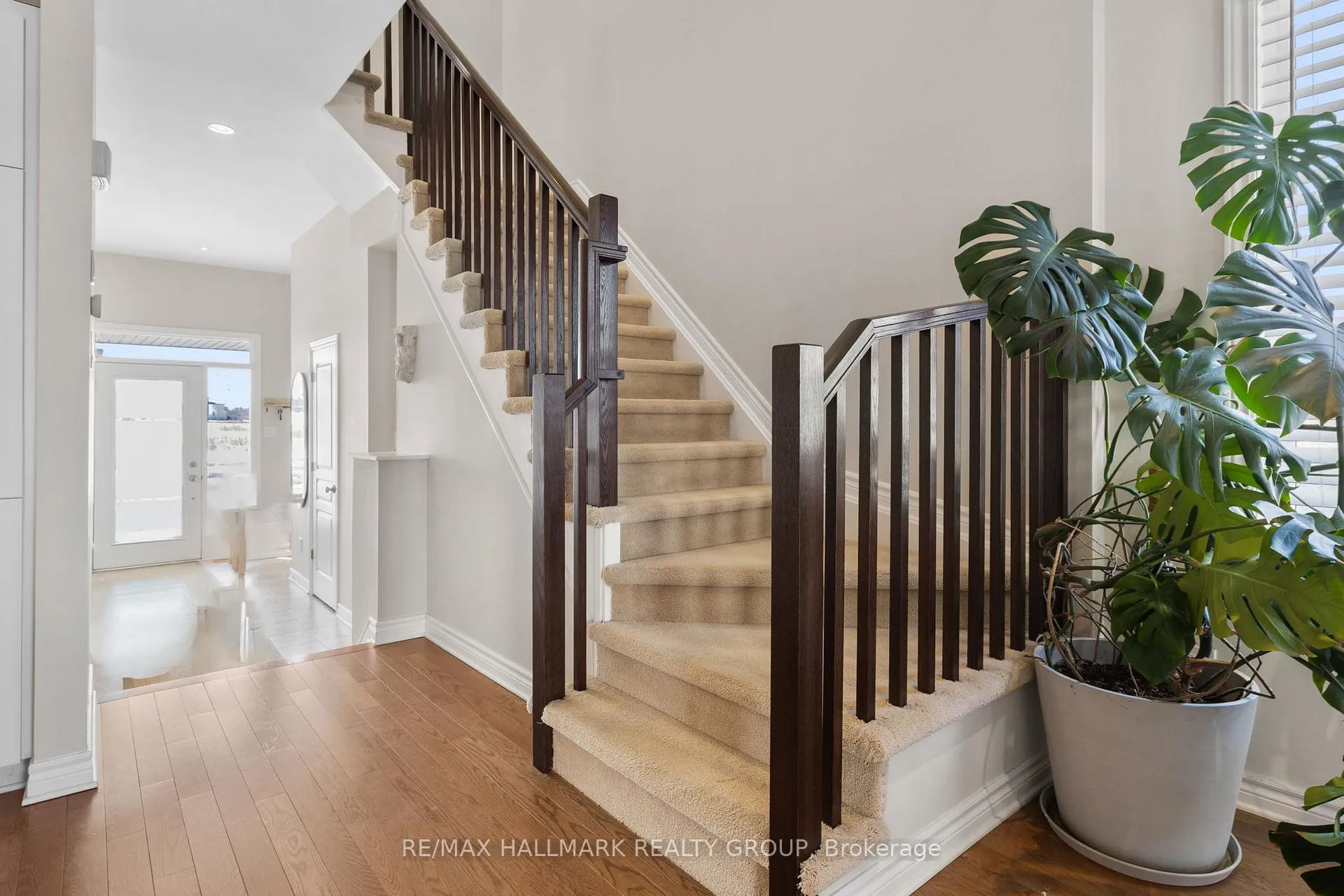 Photo 15 of 335 Livery Street, Ottawa, Kanata - Emerald Meadows/Trailwest — HOMEH