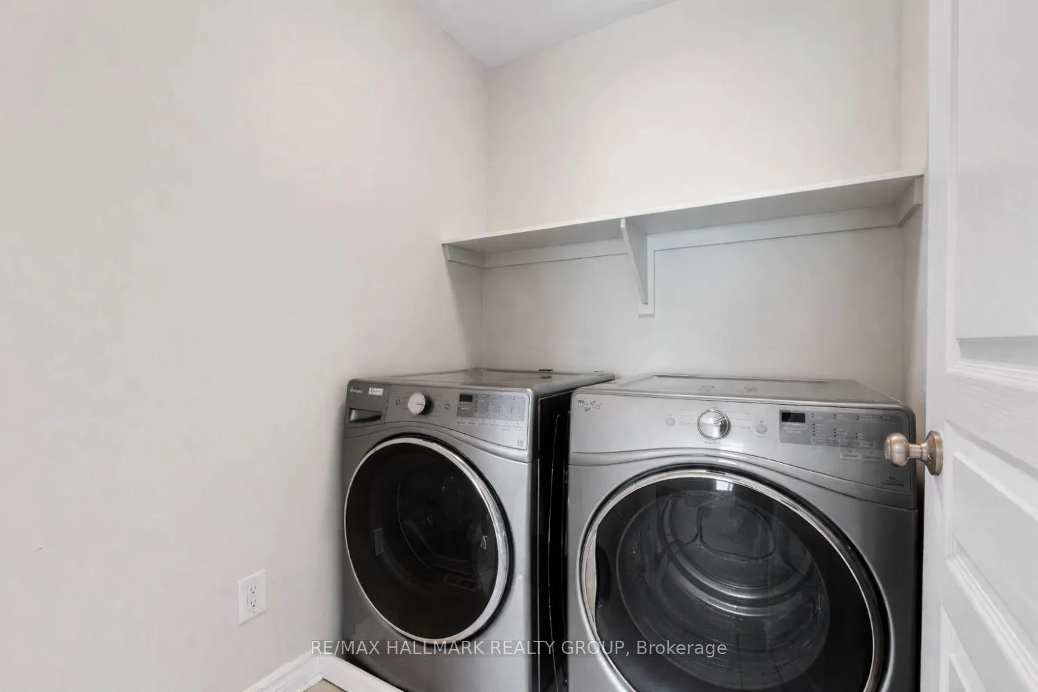 Photo 28 of 335 Livery Street, Ottawa, Kanata - Emerald Meadows/Trailwest — HOMEH