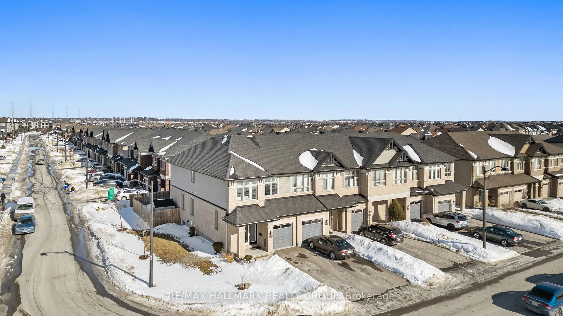 Photo 37 of 335 Livery Street, Ottawa, Kanata - Emerald Meadows/Trailwest — HOMEH