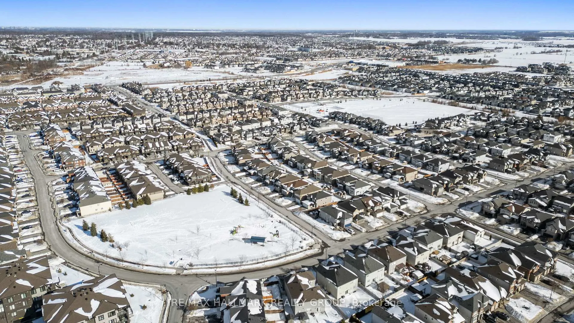 Photo 39 of 335 Livery Street, Ottawa, Kanata - Emerald Meadows/Trailwest — HOMEH