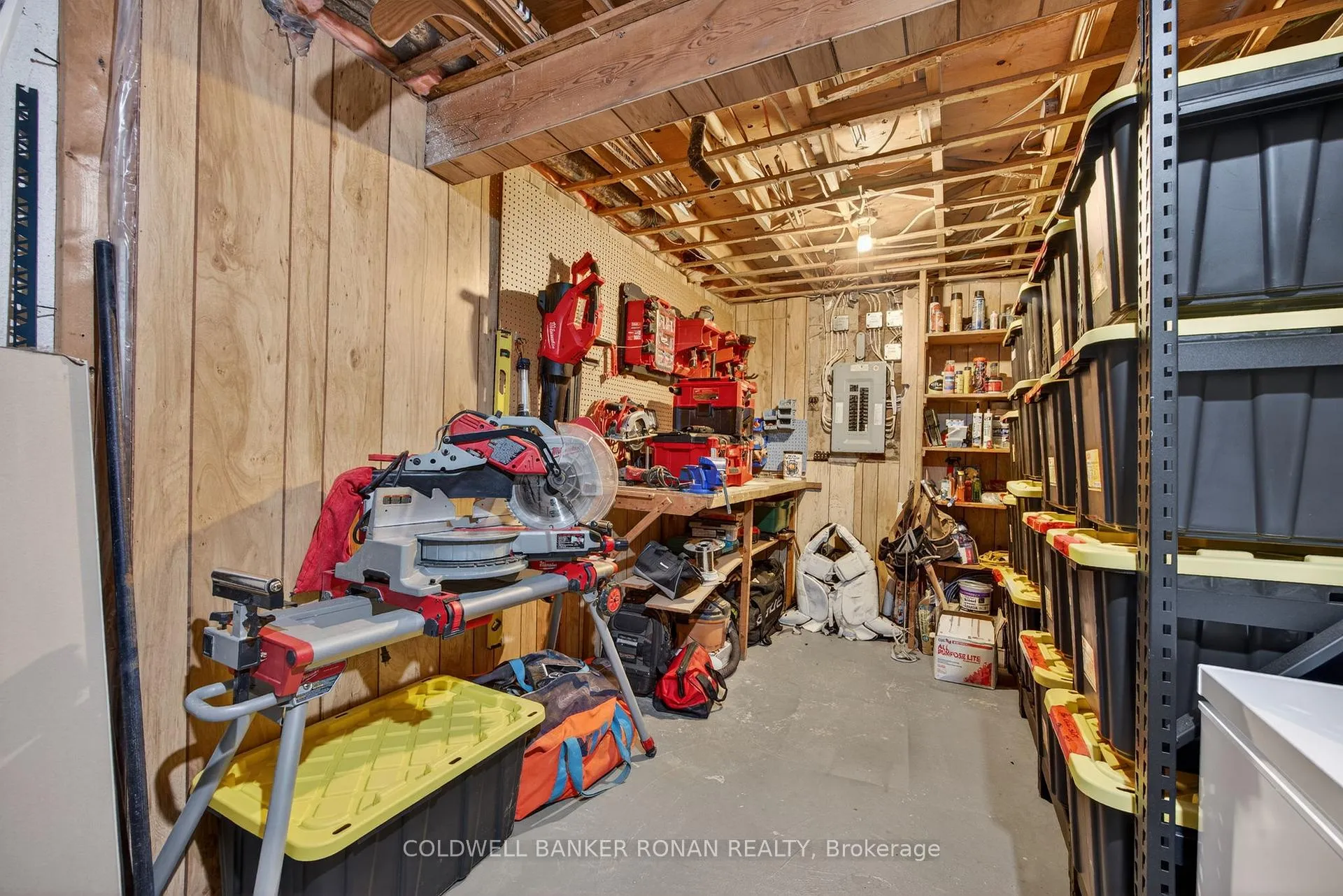 Photo 33 of 191 Ellwood Drive W, Caledon, Bolton West — HOMEH
