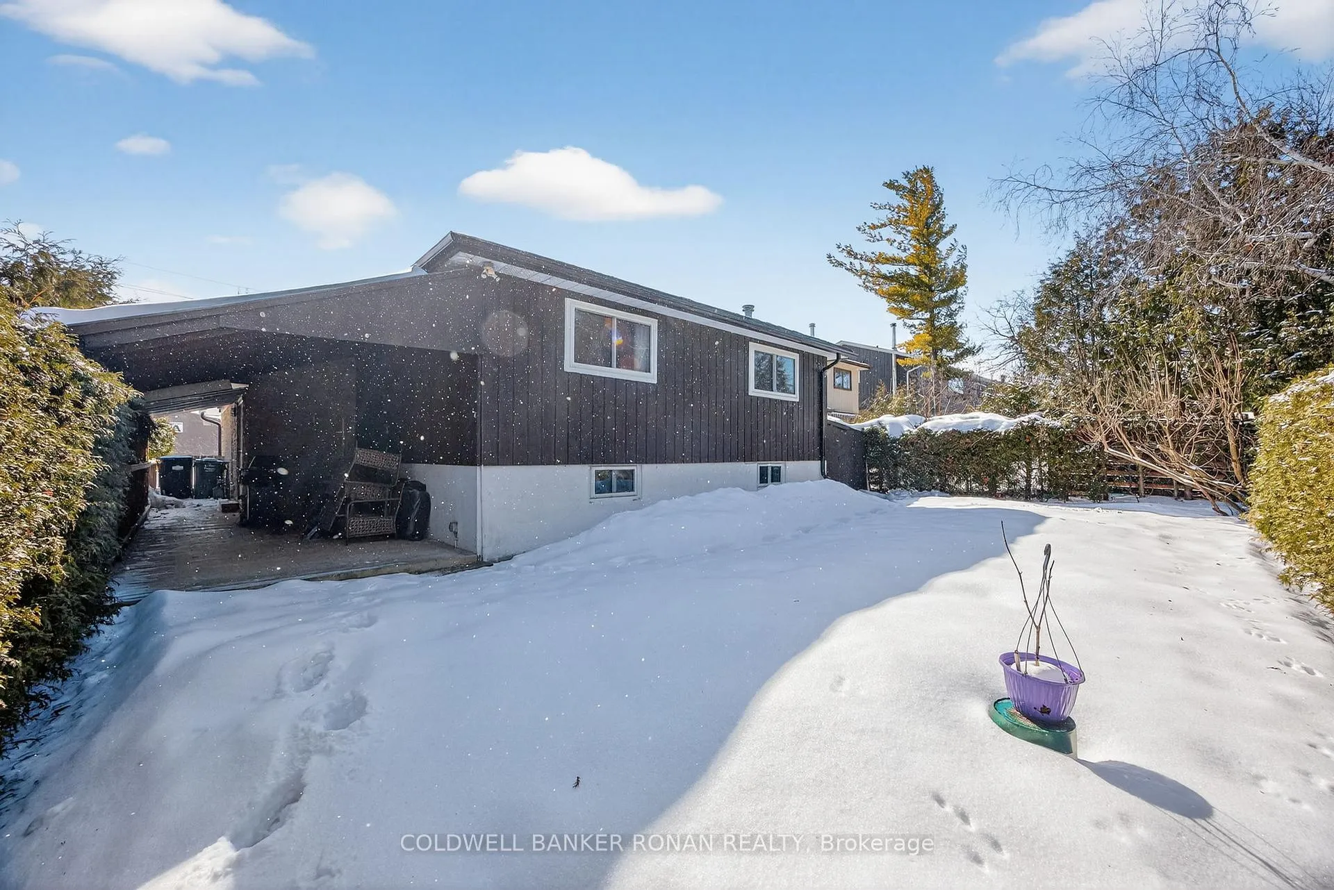Photo 41 of 191 Ellwood Drive W, Caledon, Bolton West — HOMEH
