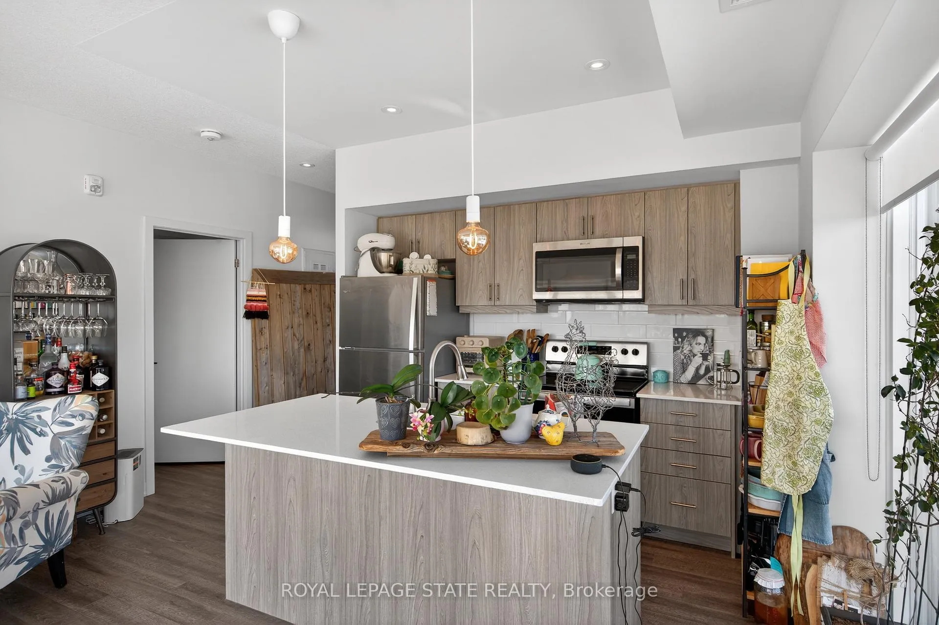 Photo 8 of Unit 509, 16 Markle Crescent, Hamilton, Ancaster — HOMEH