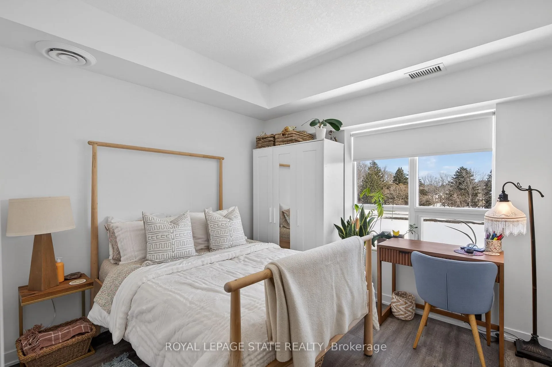 Photo 25 of Unit 509, 16 Markle Crescent, Hamilton, Ancaster — HOMEH