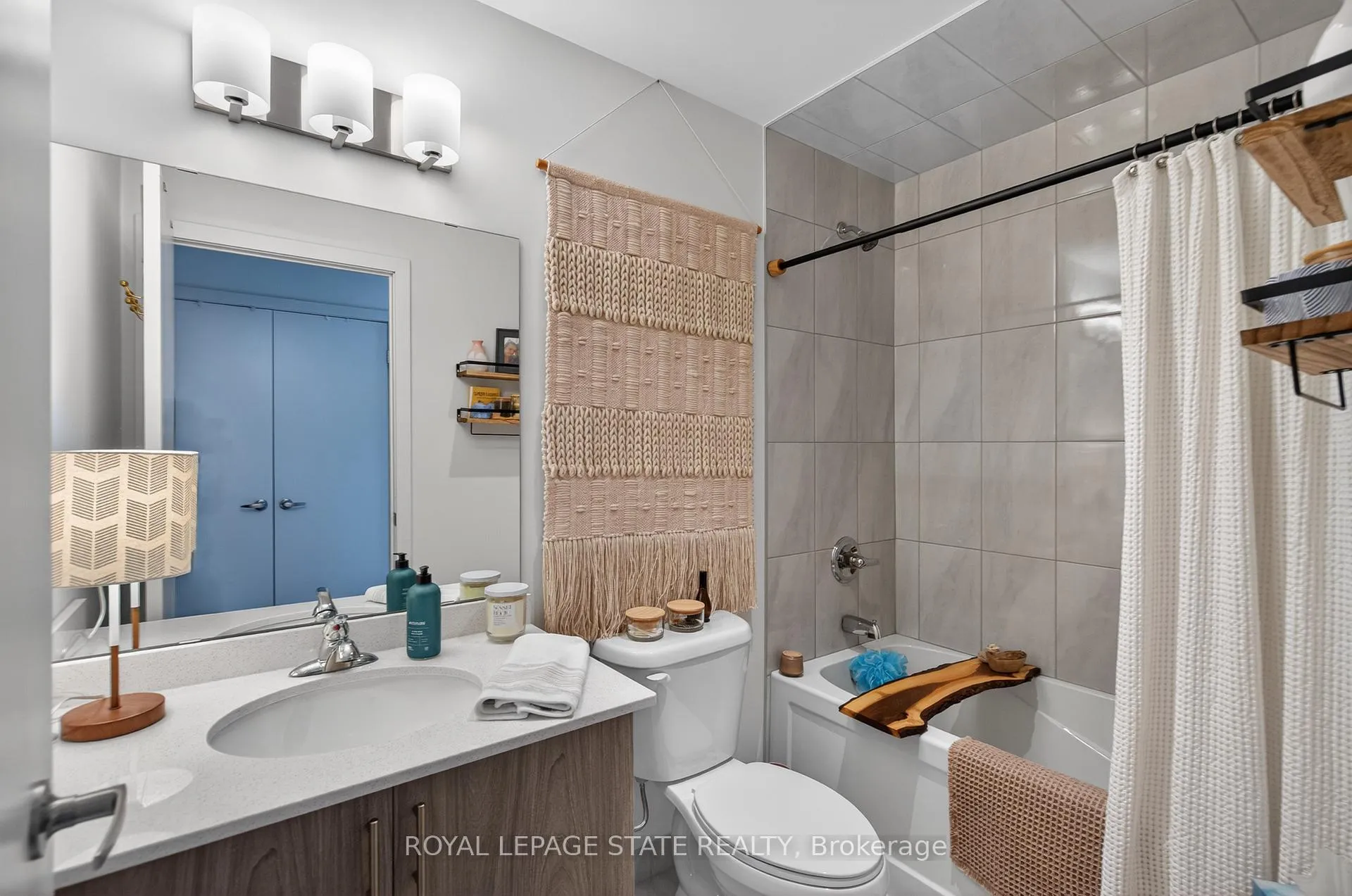 Photo 28 of Unit 509, 16 Markle Crescent, Hamilton, Ancaster — HOMEH