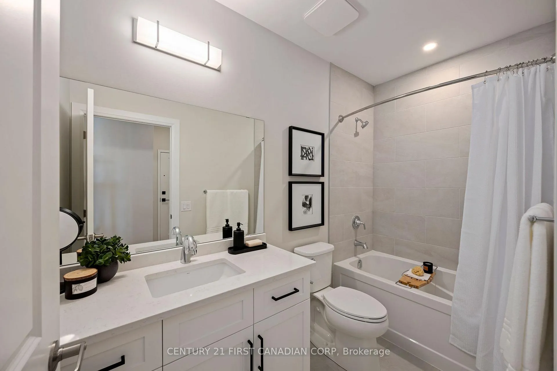Photo 12 of Unit 1203, 4286 King Street E, Kitchener — HOMEH