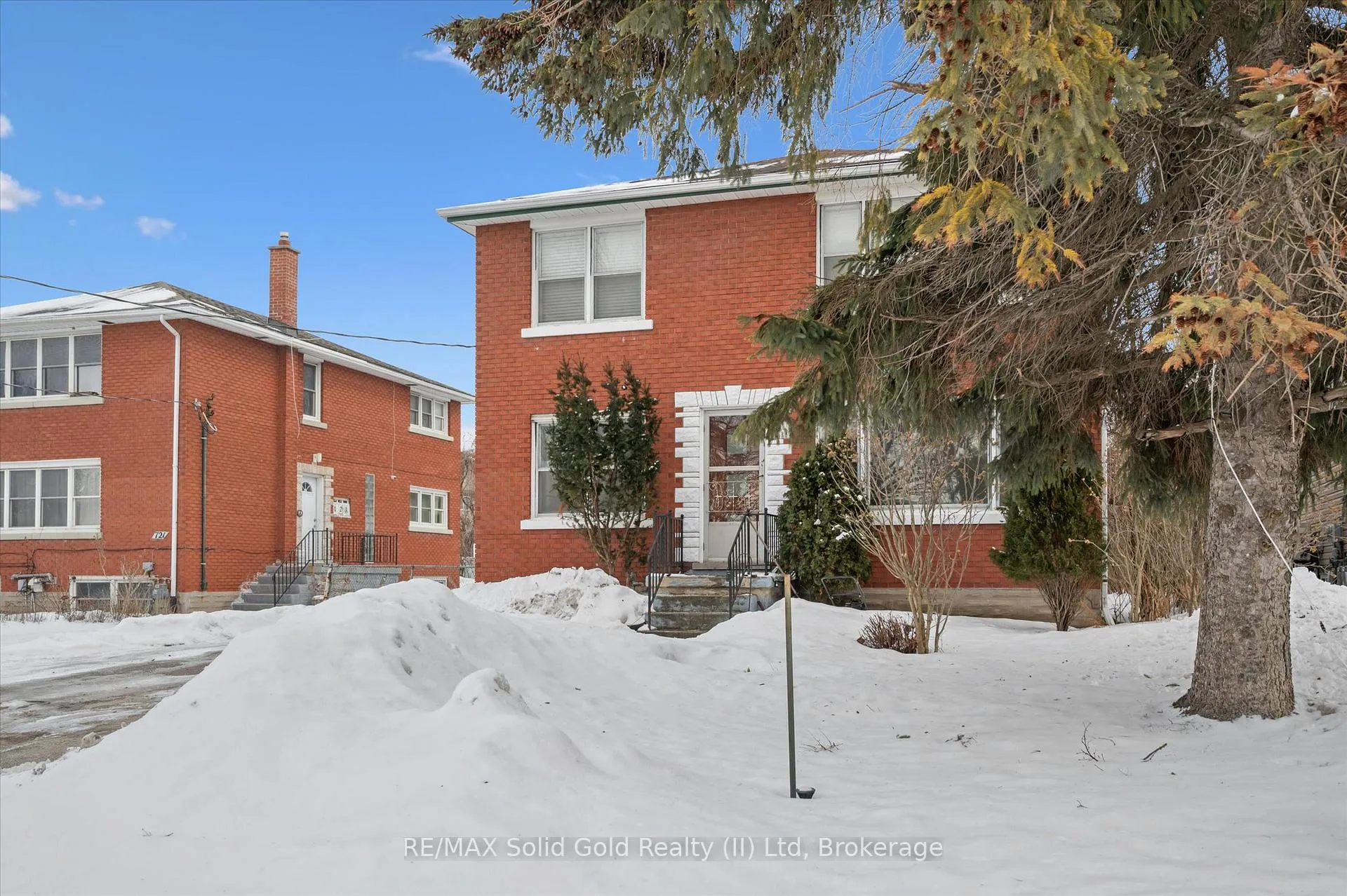 Photo 2 of 715 Frederick Street, Kitchener — HOMEH