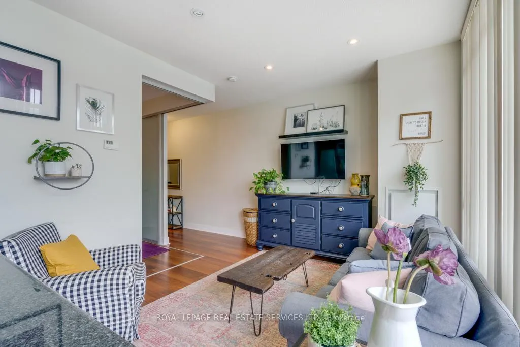 Photo 7 of Unit 831, 90 Stadium Road, Toronto, Niagara — HOMEH