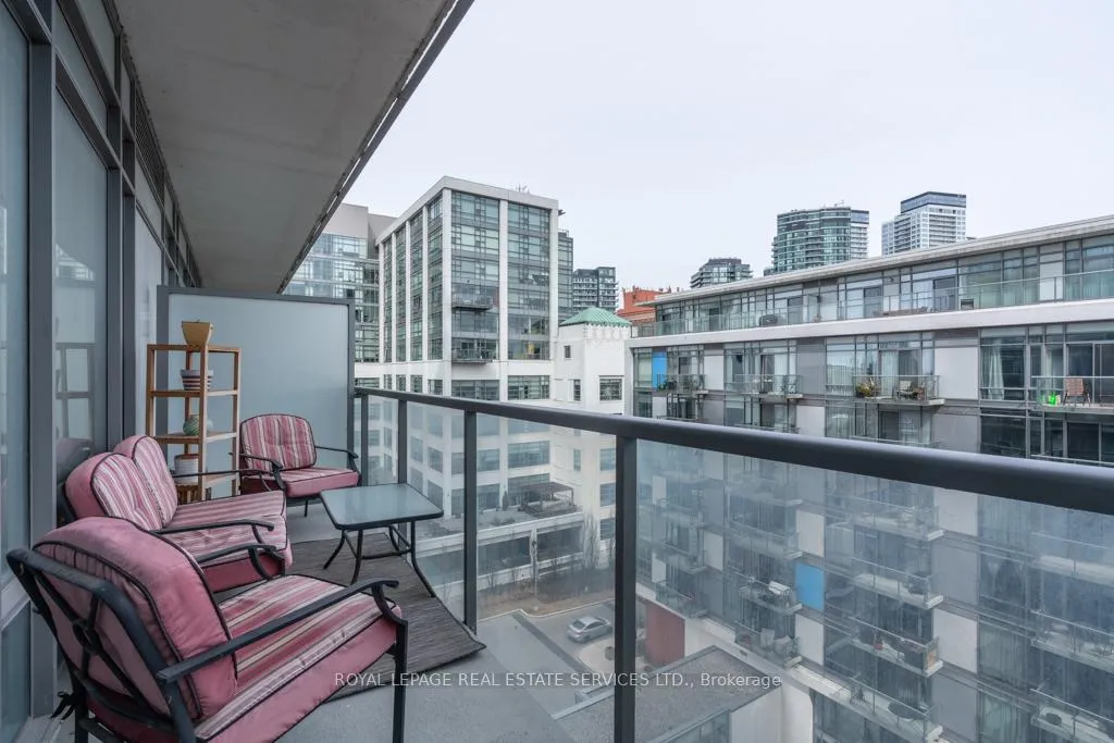 Photo 11 of Unit 831, 90 Stadium Road, Toronto, Niagara — HOMEH