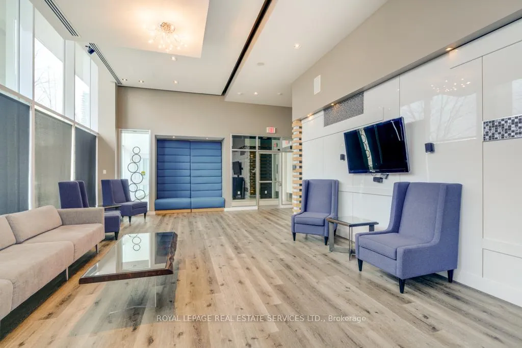 Photo 18 of Unit 831, 90 Stadium Road, Toronto, Niagara — HOMEH