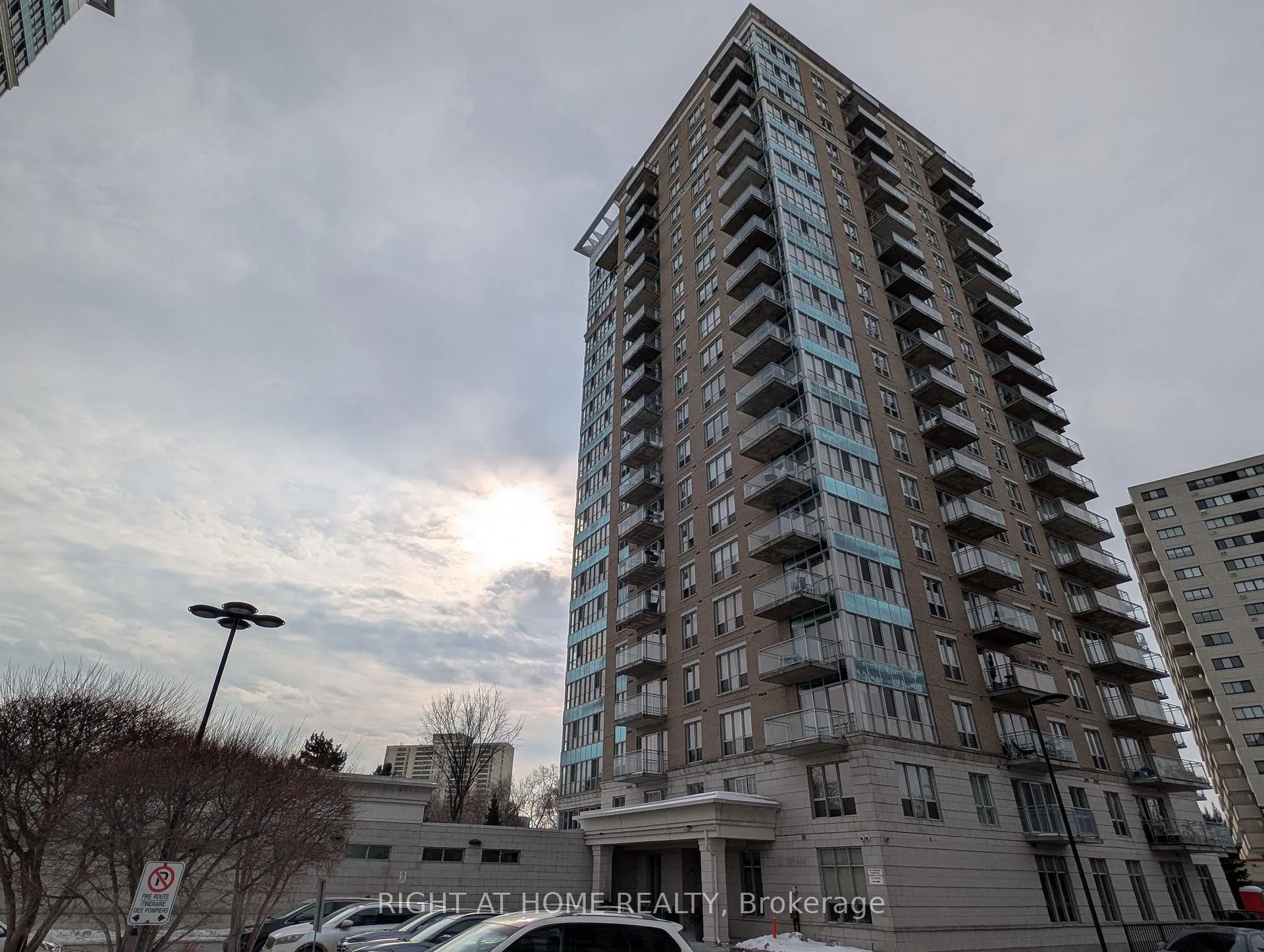 Front of Unit 1804, 70 Landry Street