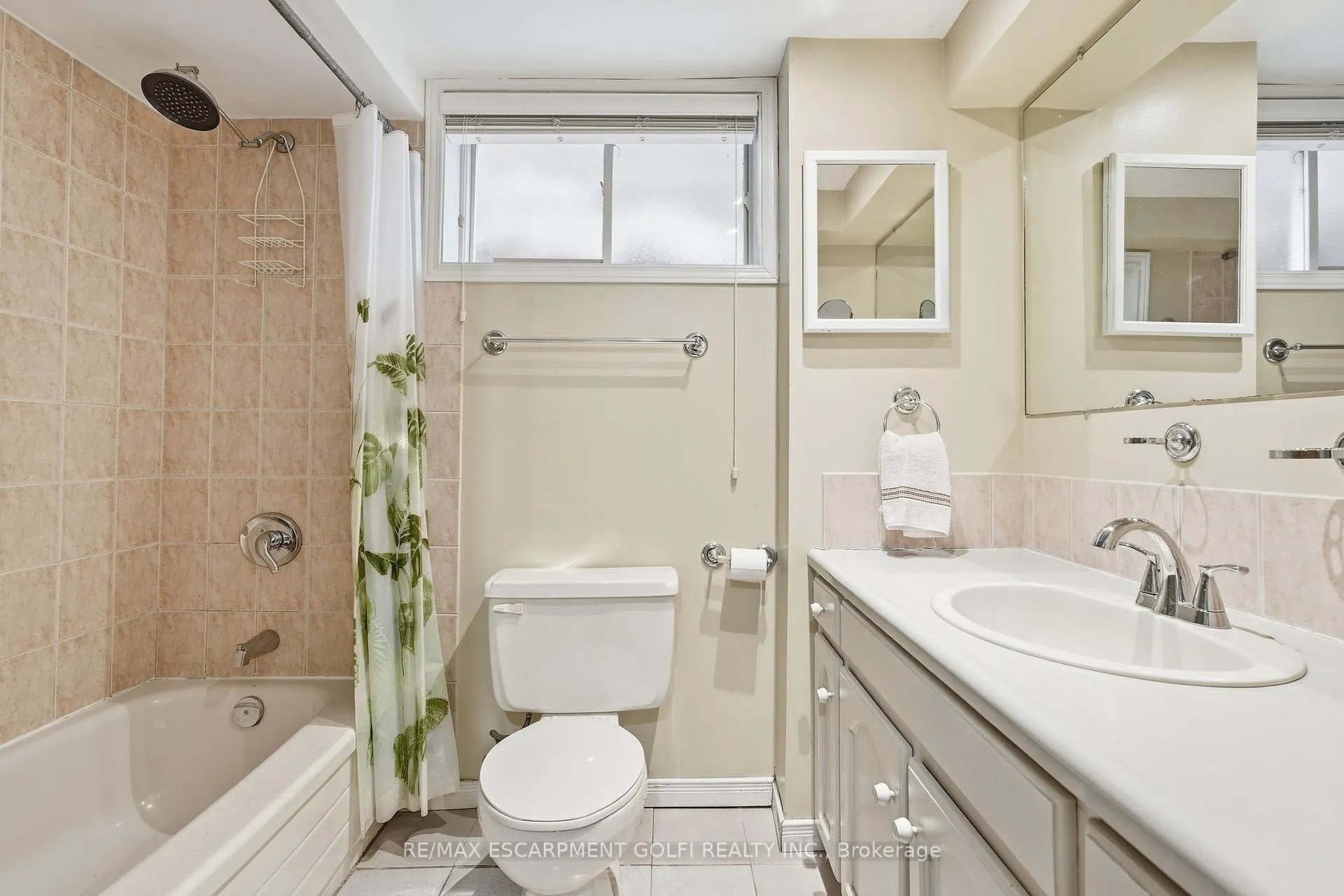 Photo 24 of 319 Vansitmart Avenue, Hamilton, McQuesten — HOMEH