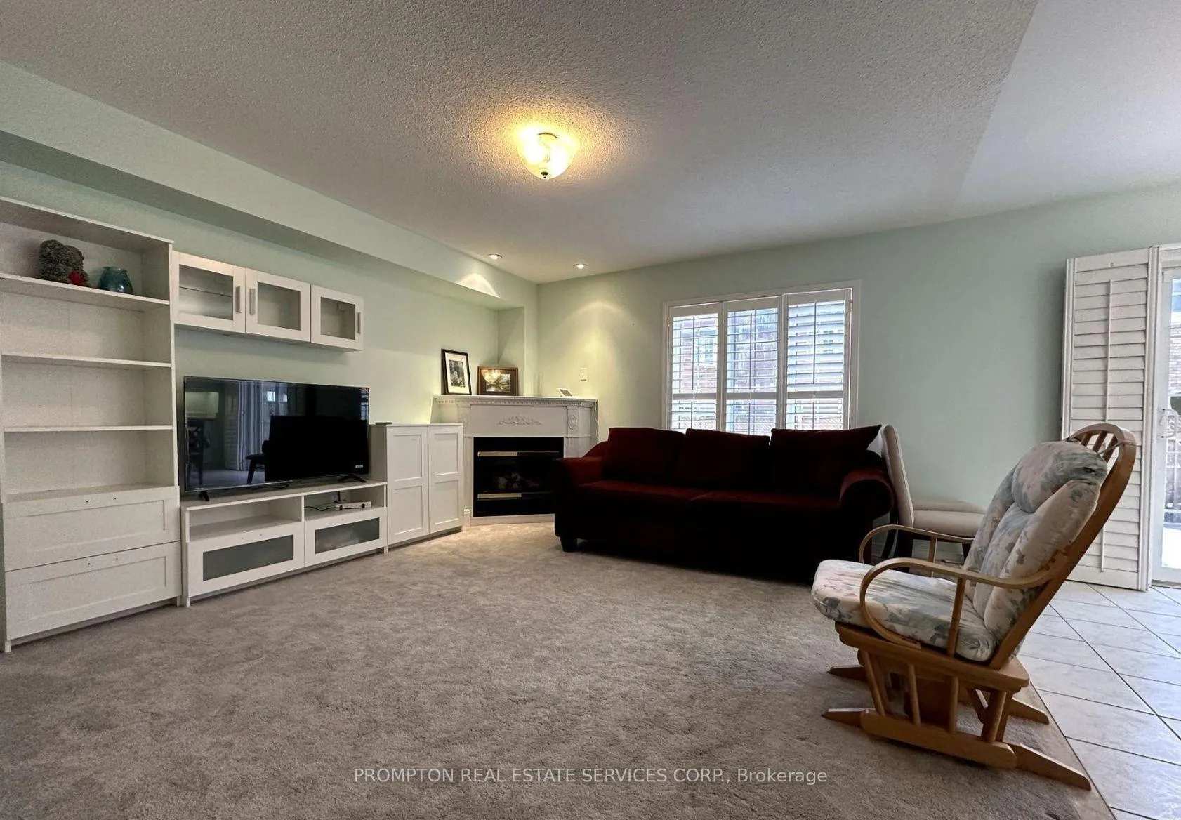 Photo 3 of 236 Everett Street, Markham, Wismer — HOMEH
