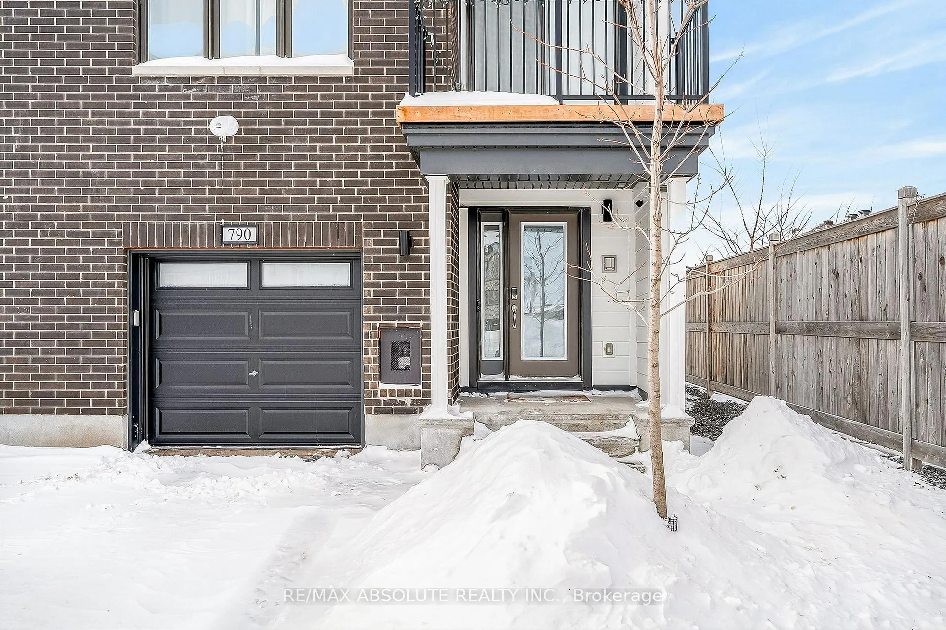 Photo 2 of 790 Kinstead Private, Ottawa, Stittsville (North) — HOMEH