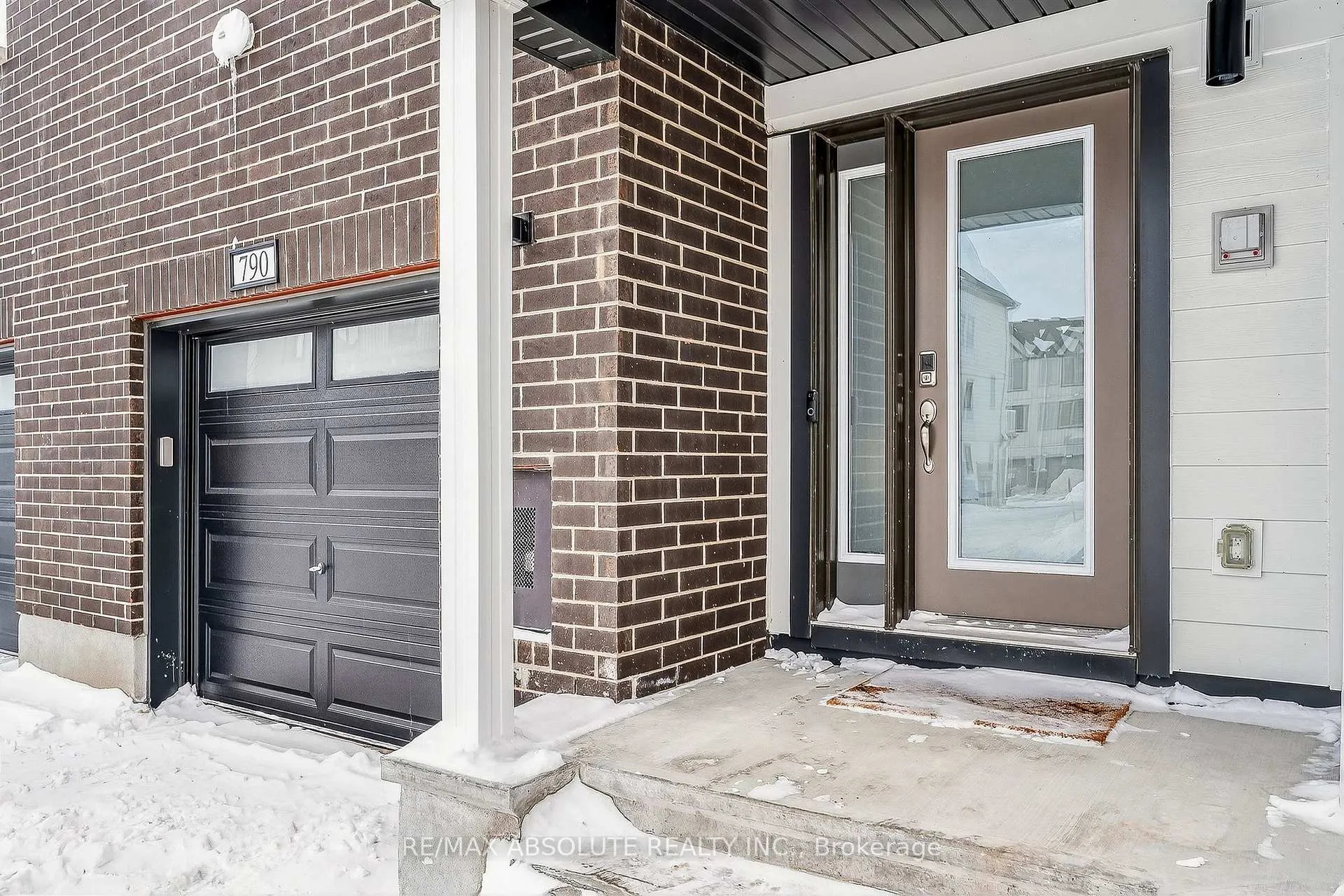 Photo 4 of 790 Kinstead Private, Ottawa, Stittsville (North) — HOMEH