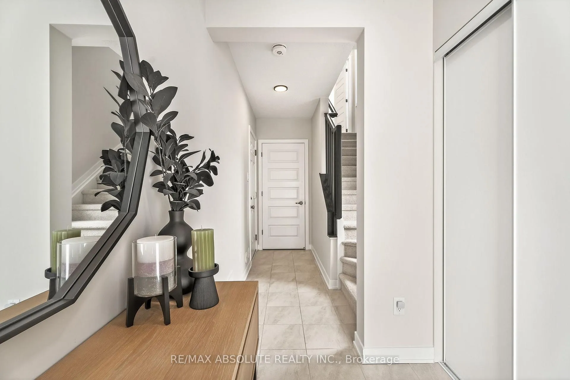 Photo 6 of 790 Kinstead Private, Ottawa, Stittsville (North) — HOMEH