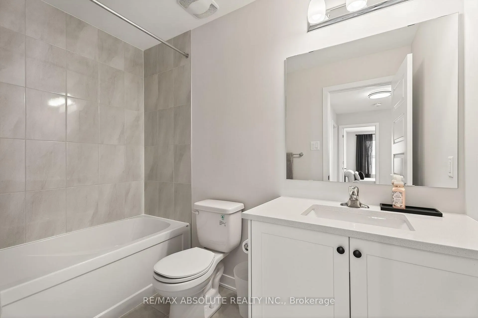 Photo 35 of 790 Kinstead Private, Ottawa, Stittsville (North) — HOMEH