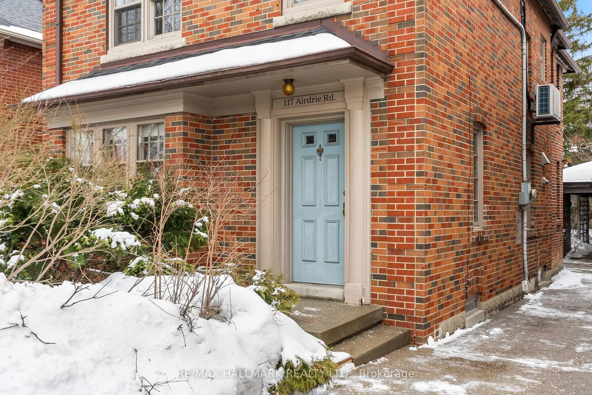 Photo 2 of 117 Airdrie Road, Toronto, Leaside — HOMEH