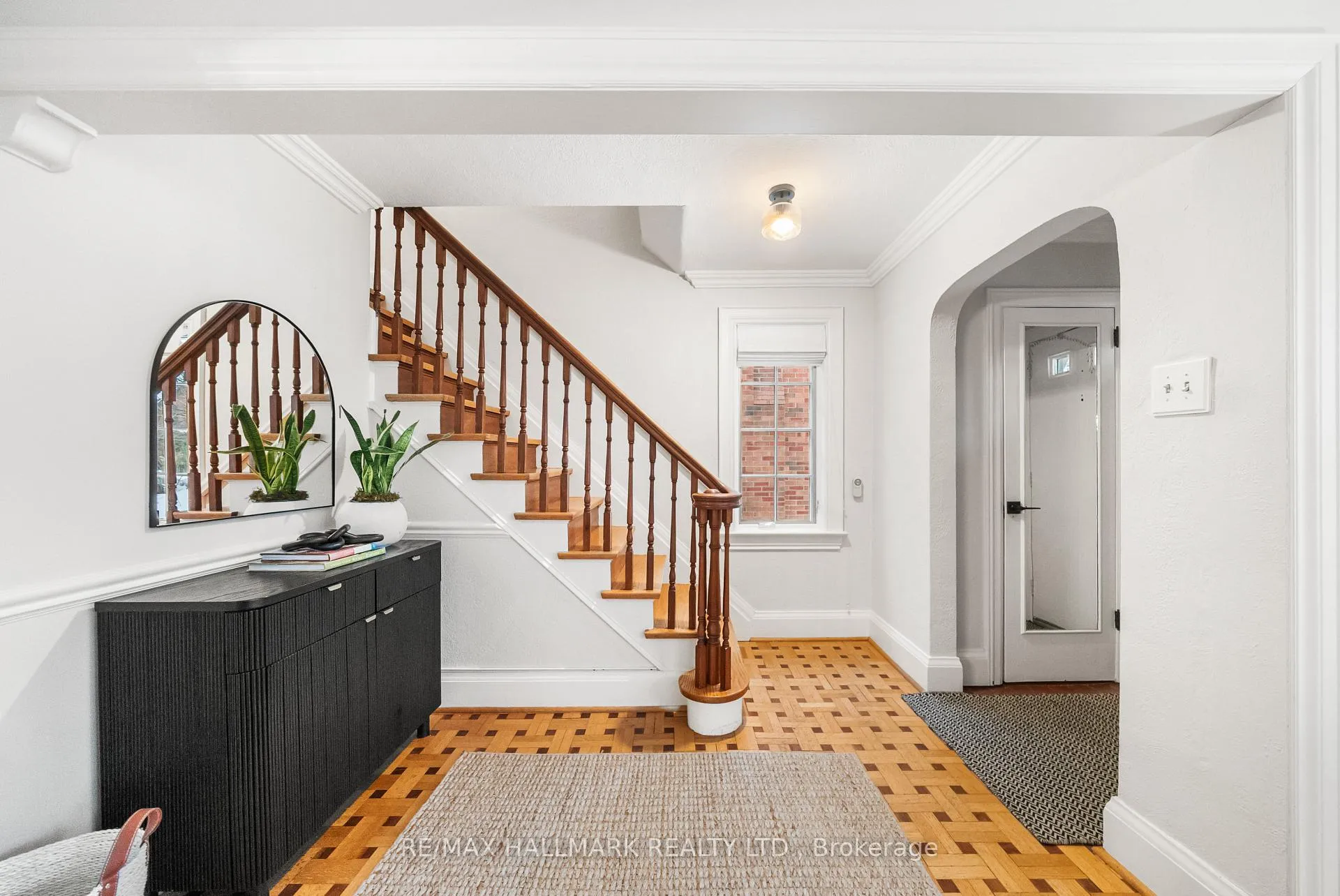 Photo 4 of 117 Airdrie Road, Toronto, Leaside — HOMEH