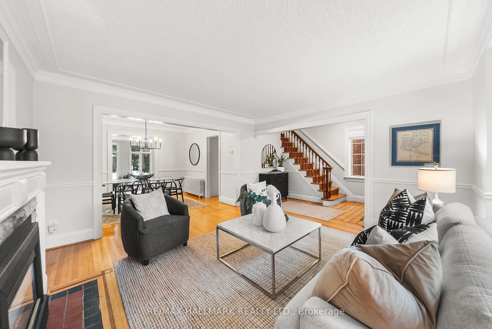 Photo 7 of 117 Airdrie Road, Toronto, Leaside — HOMEH