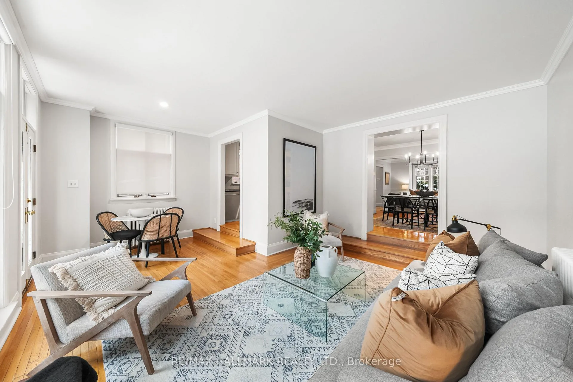 Photo 17 of 117 Airdrie Road, Toronto, Leaside — HOMEH