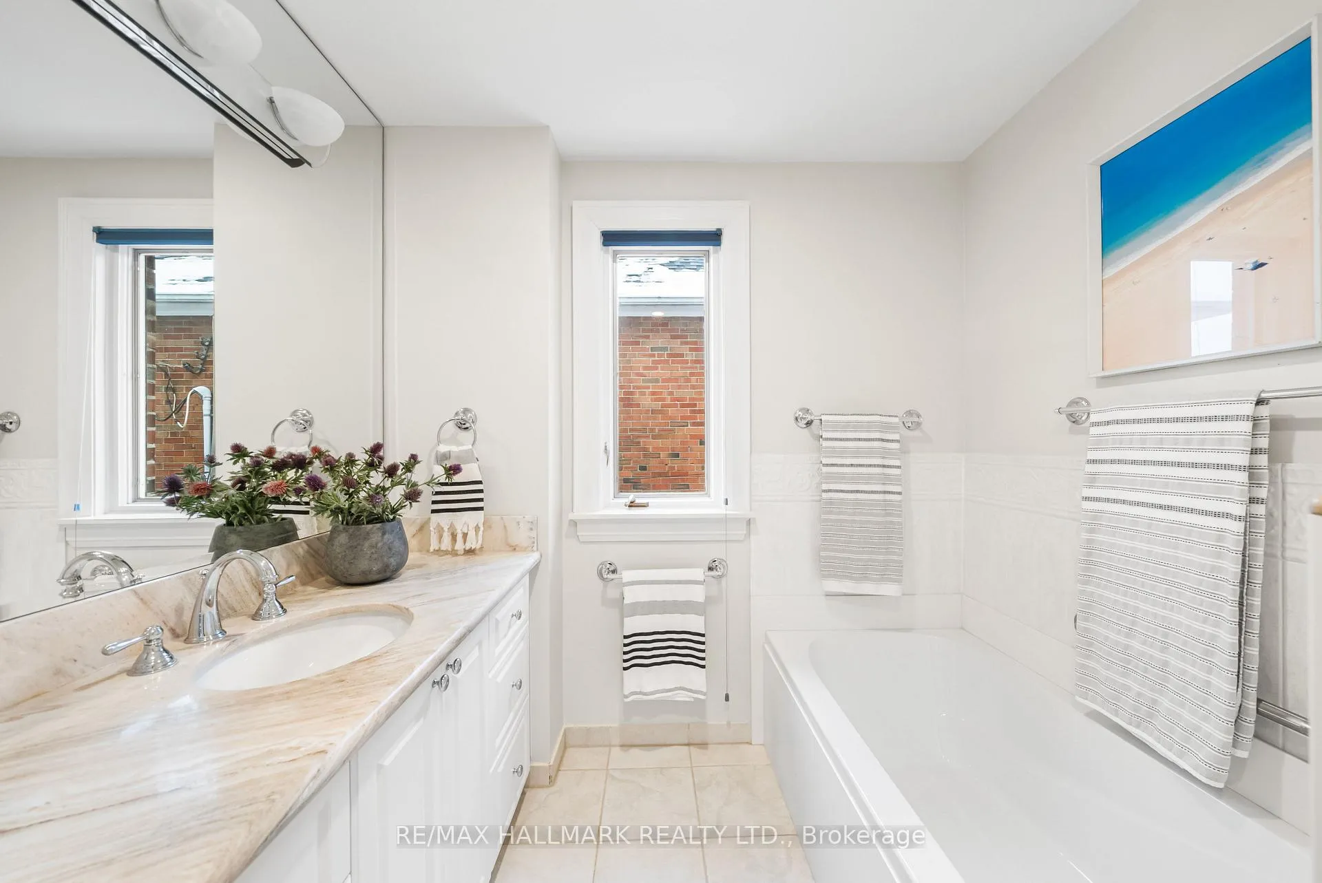 Photo 25 of 117 Airdrie Road, Toronto, Leaside — HOMEH