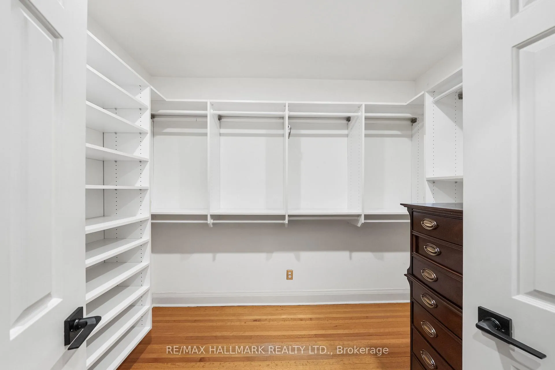 Photo 26 of 117 Airdrie Road, Toronto, Leaside — HOMEH