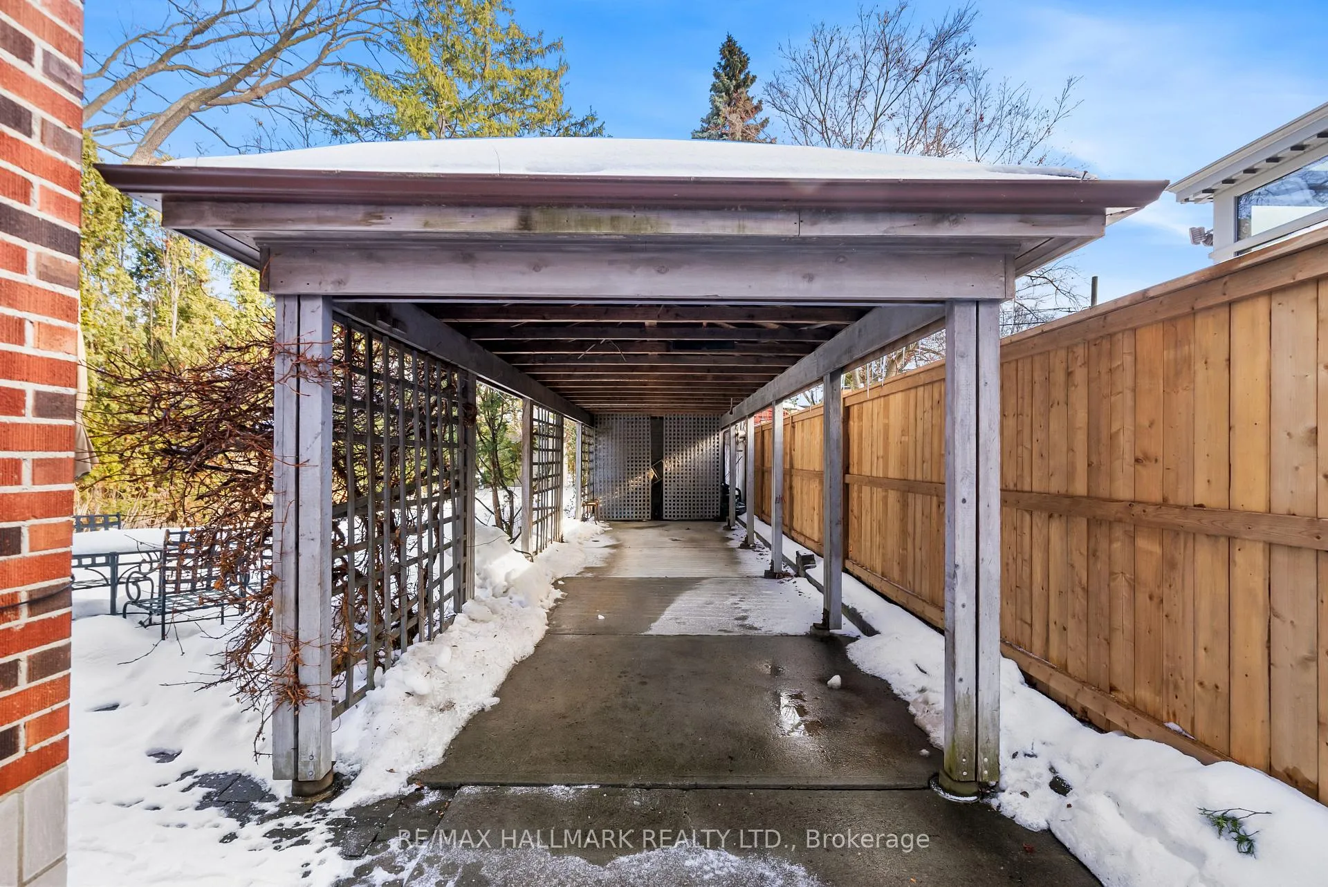 Photo 31 of 117 Airdrie Road, Toronto, Leaside — HOMEH