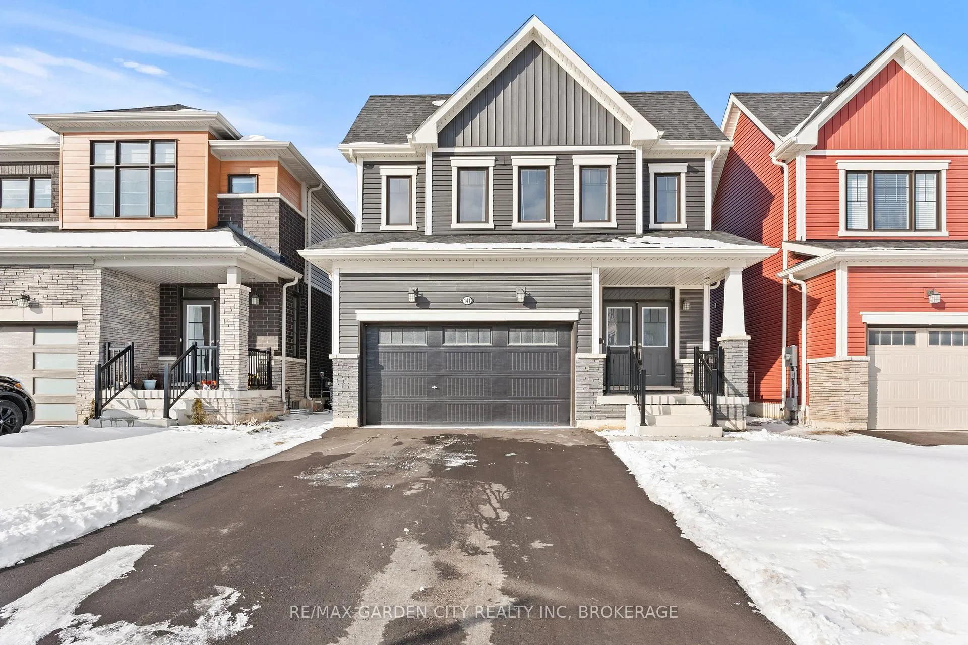 Photo 1 of 141 Higgins Avenue, Thorold, Hurricane/Merrittville — HOMEH