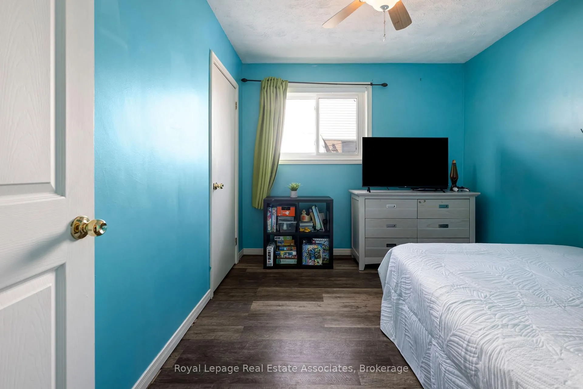 Photo 18 of 55 McIntyre Crescent, Halton Hills, Georgetown — HOMEH