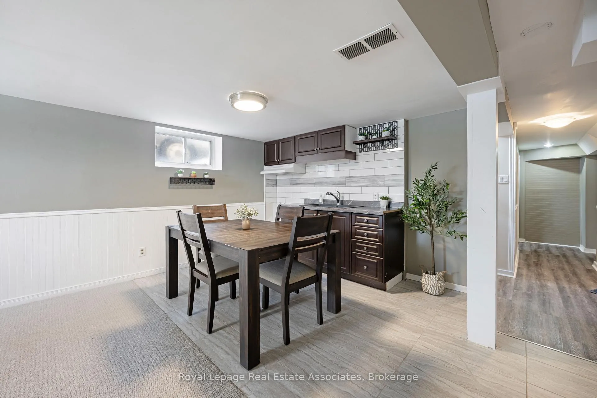 Photo 26 of 55 McIntyre Crescent, Halton Hills, Georgetown — HOMEH