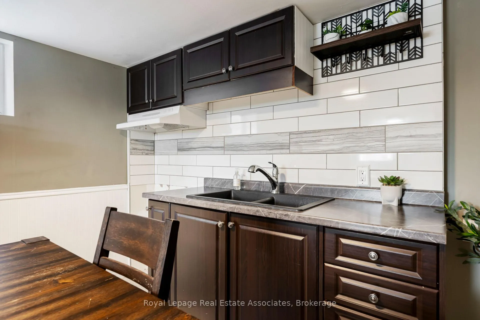 Photo 27 of 55 McIntyre Crescent, Halton Hills, Georgetown — HOMEH