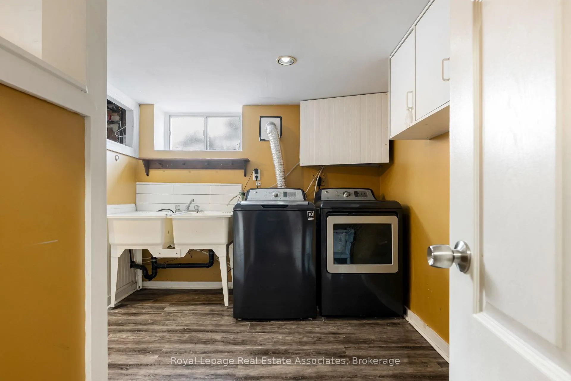 Photo 34 of 55 McIntyre Crescent, Halton Hills, Georgetown — HOMEH
