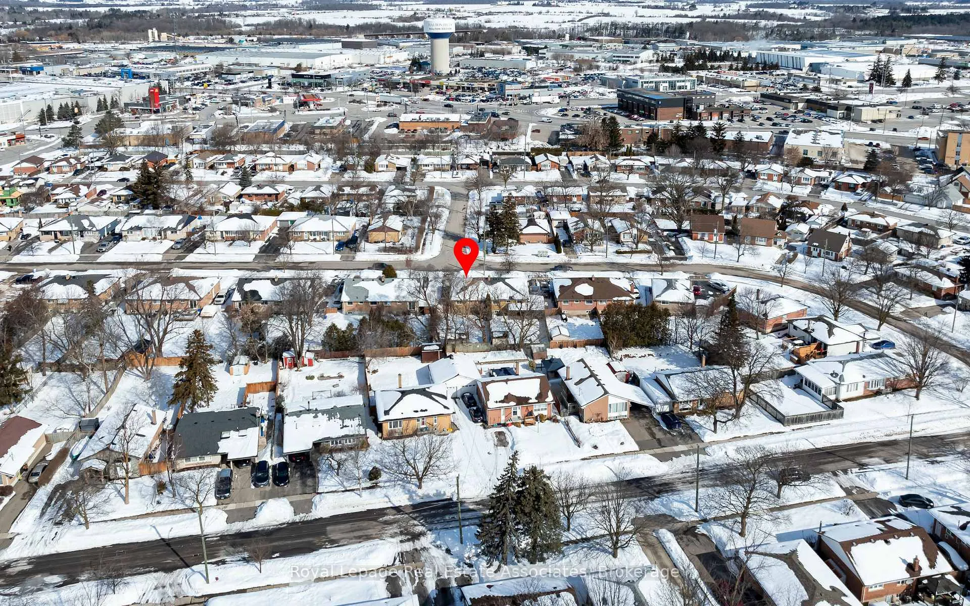 Photo 37 of 55 McIntyre Crescent, Halton Hills, Georgetown — HOMEH