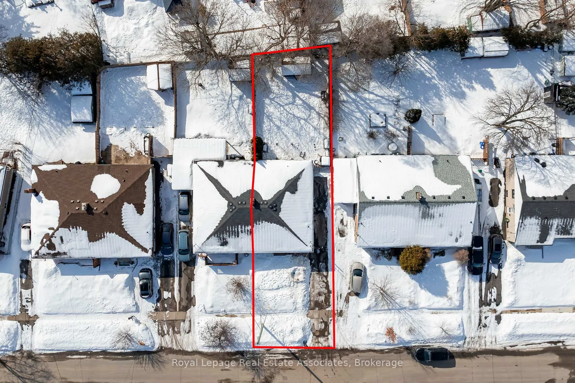 Photo 38 of 55 McIntyre Crescent, Halton Hills, Georgetown — HOMEH