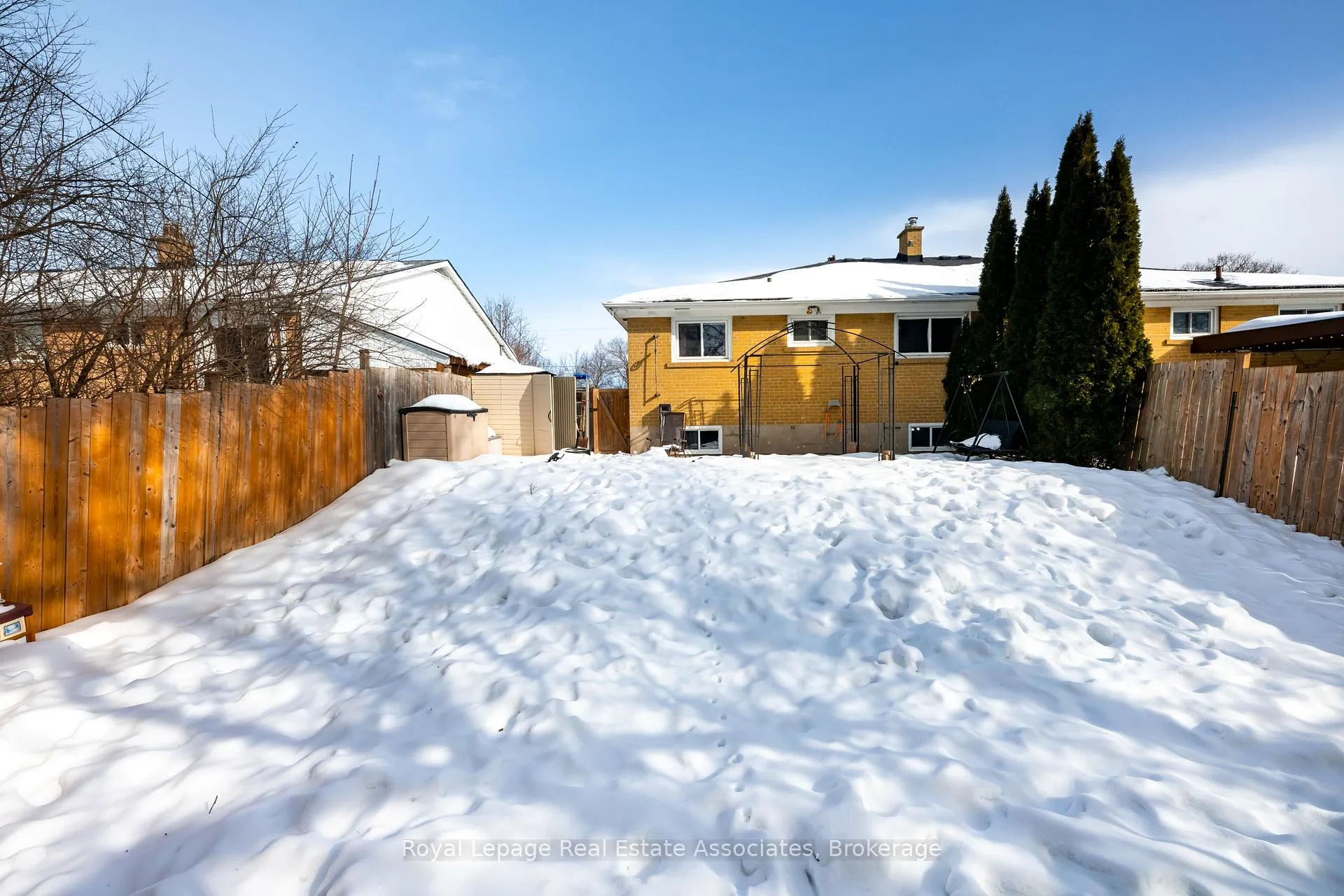 Photo 40 of 55 McIntyre Crescent, Halton Hills, Georgetown — HOMEH
