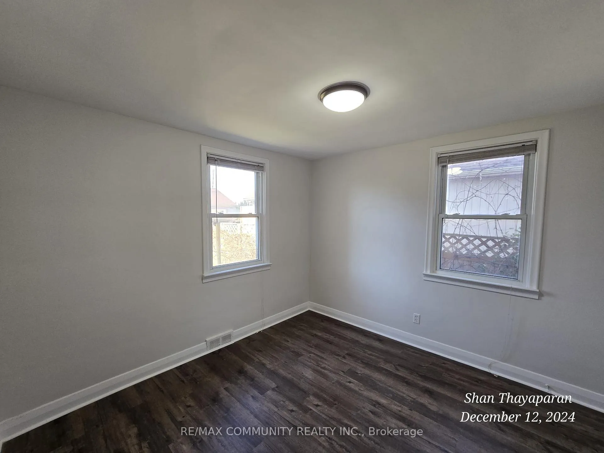 Photo 5 of 6023 Montrose Road, Niagara Falls, West Wood — HOMEH