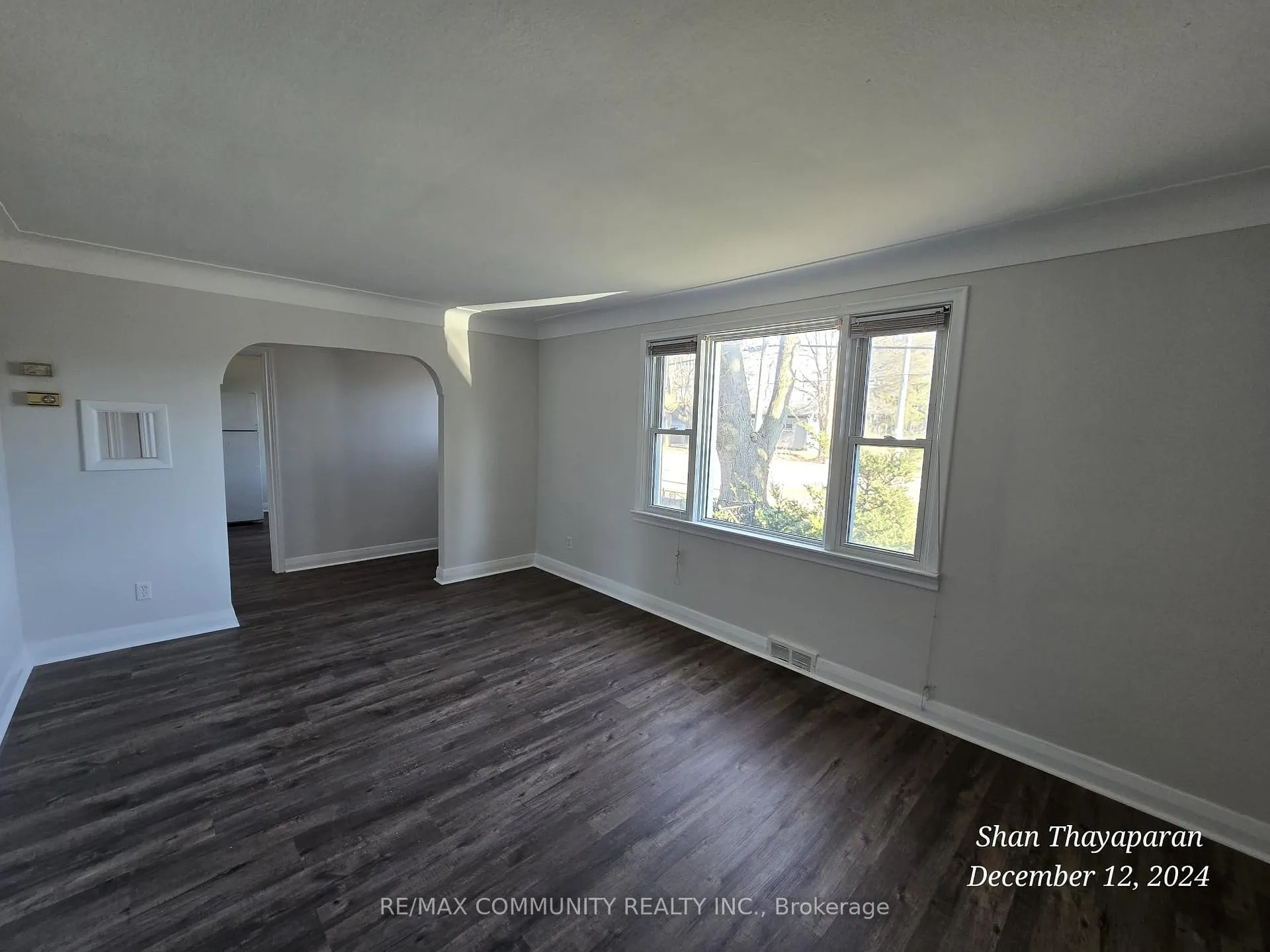 Photo 8 of 6023 Montrose Road, Niagara Falls, West Wood — HOMEH