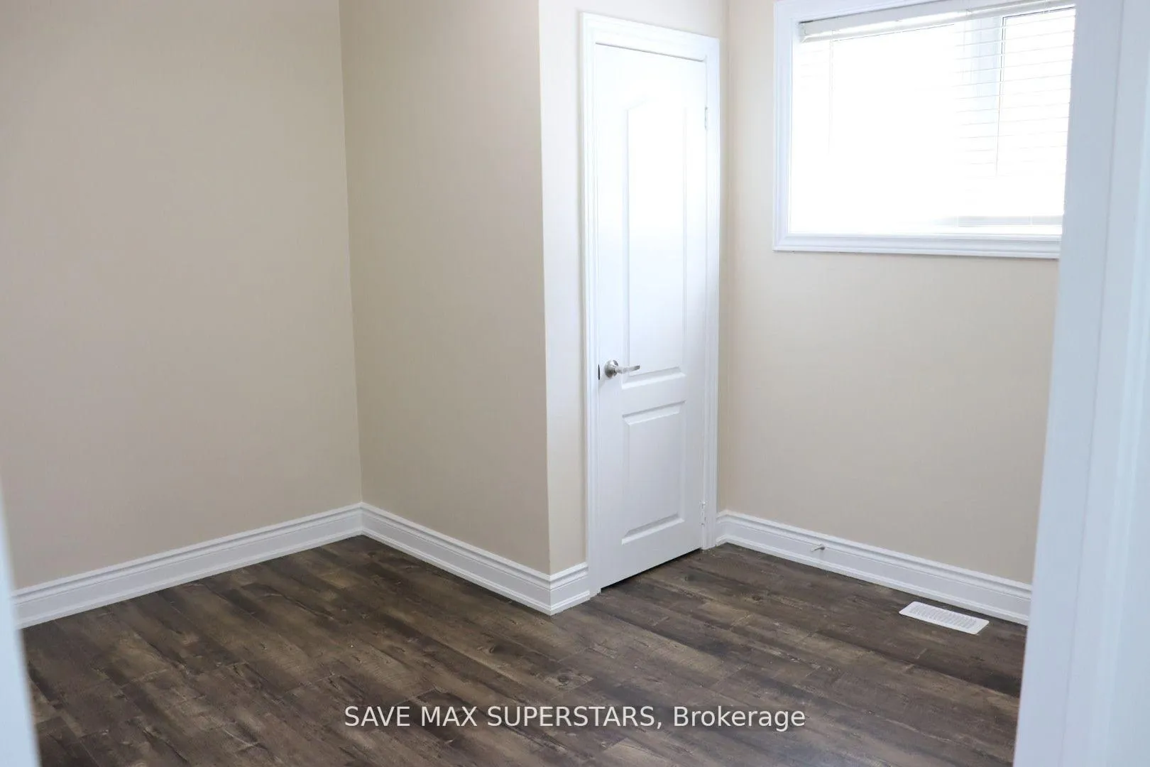 Photo 13 of 56 Sanford Crescent, Brampton, Northwood Park — HOMEH