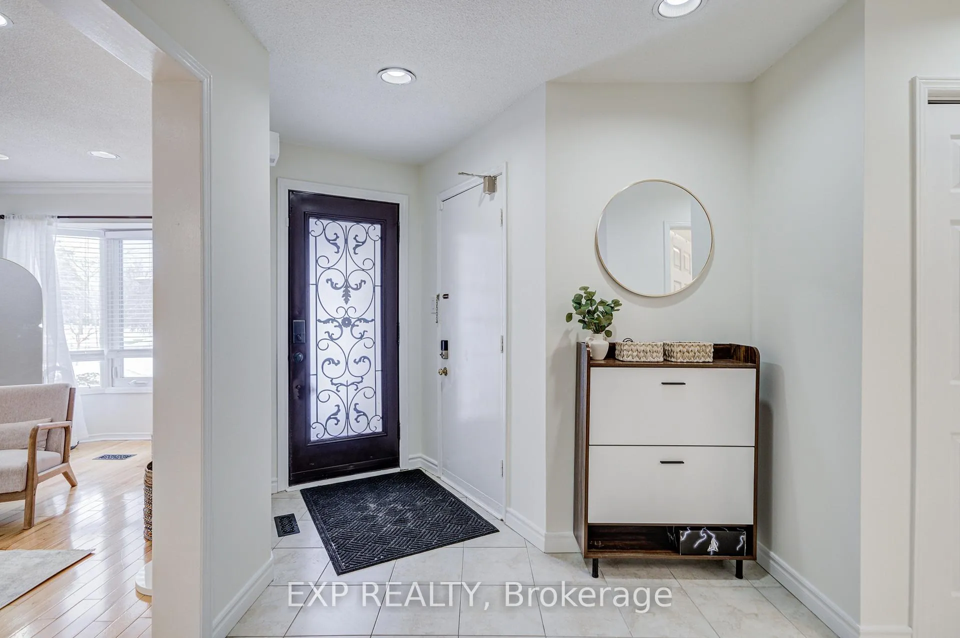Photo 4 of 20 Joseph Aaron Boulevard, Vaughan, Brownridge — HOMEH