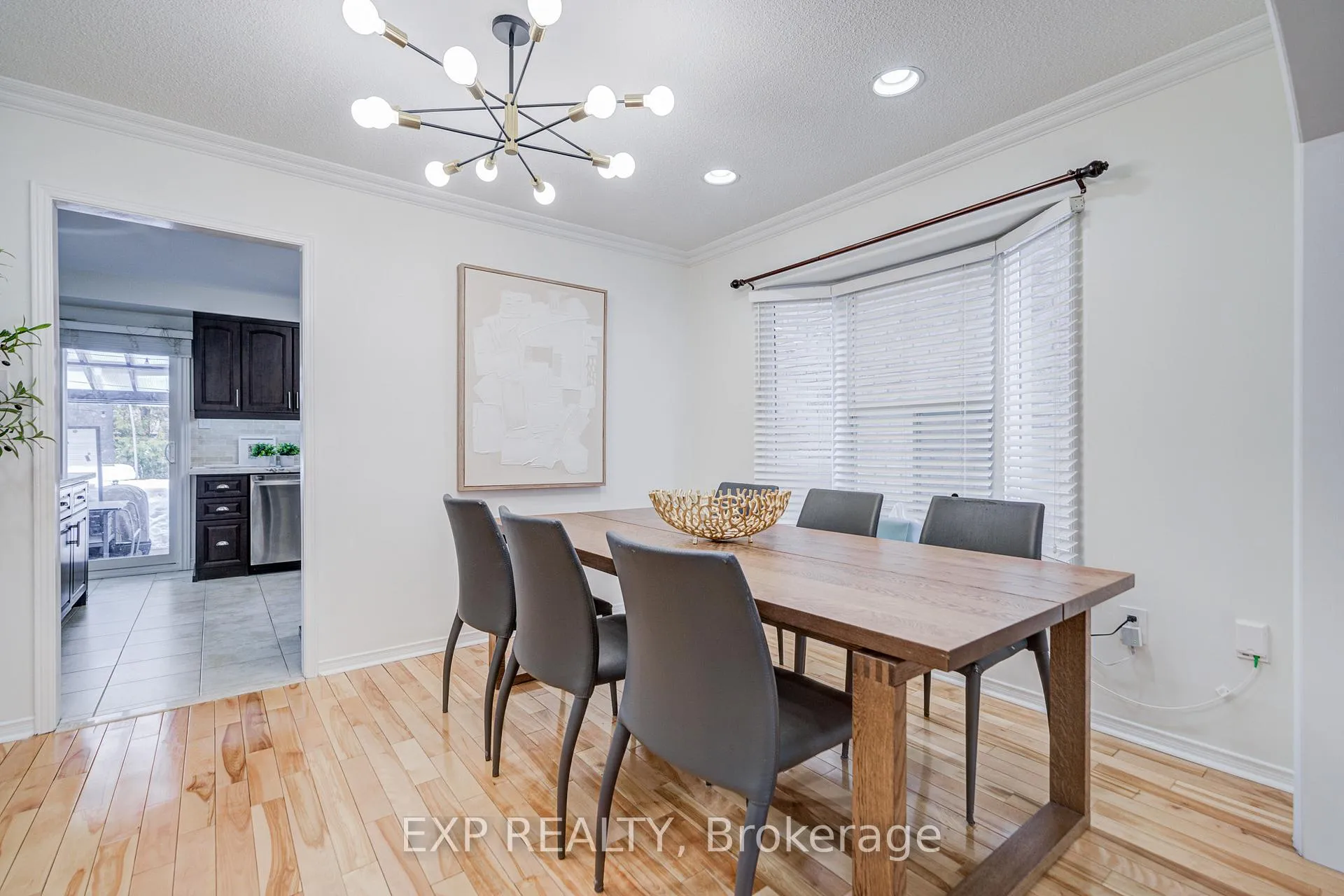 Photo 11 of 20 Joseph Aaron Boulevard, Vaughan, Brownridge — HOMEH