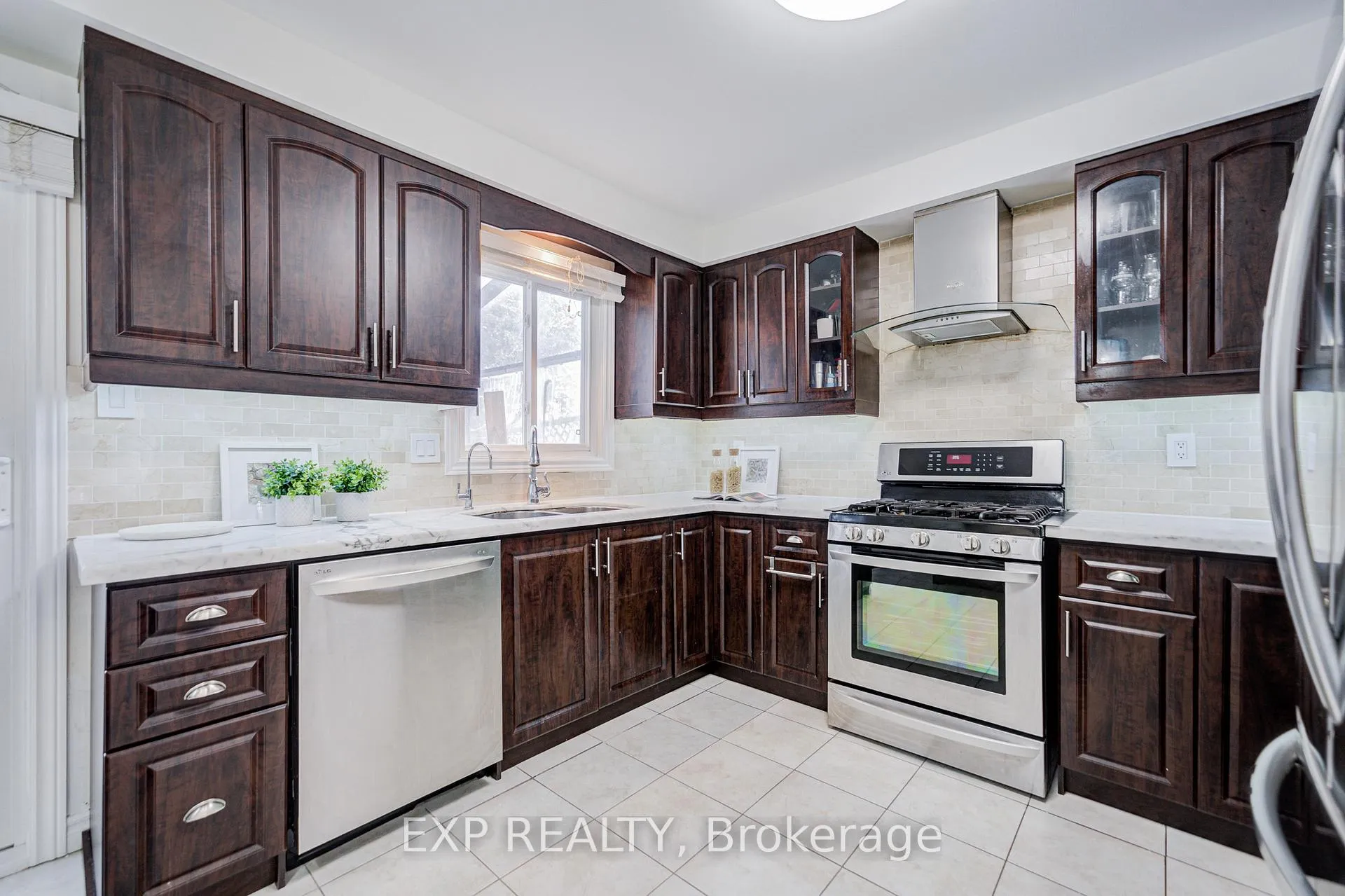 Photo 20 of 20 Joseph Aaron Boulevard, Vaughan, Brownridge — HOMEH