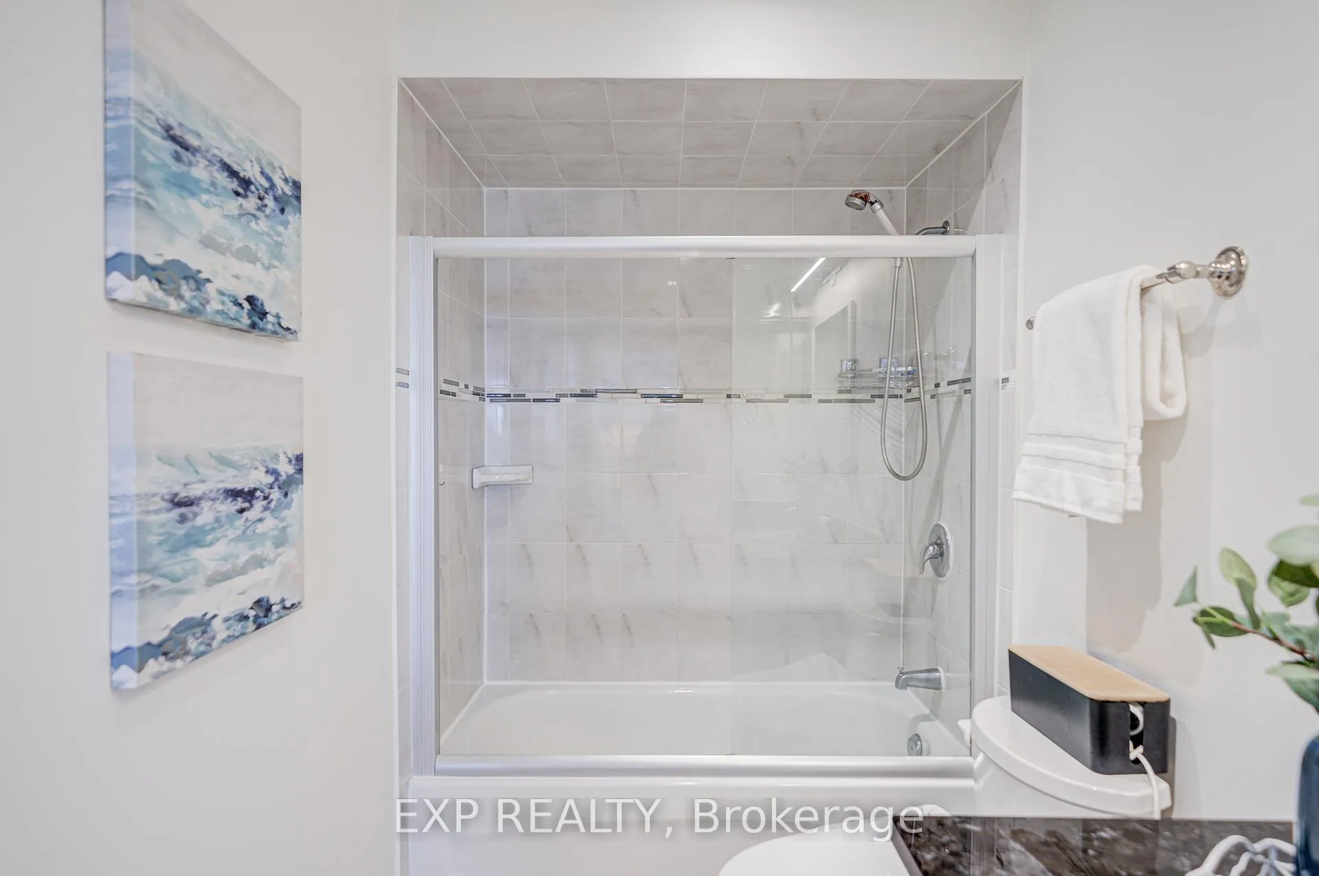 Photo 29 of 20 Joseph Aaron Boulevard, Vaughan, Brownridge — HOMEH